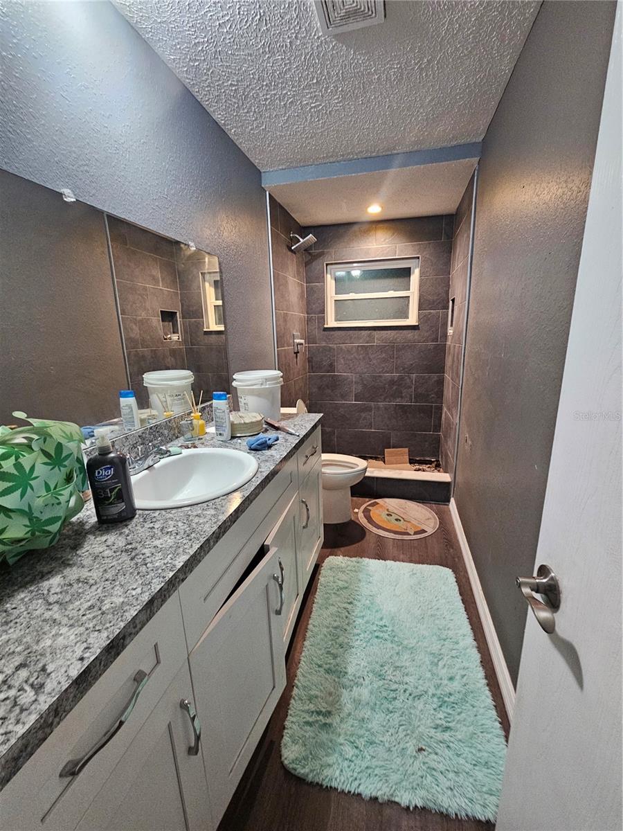 Listing photo id 10 for 12632 Buckhorn Drive