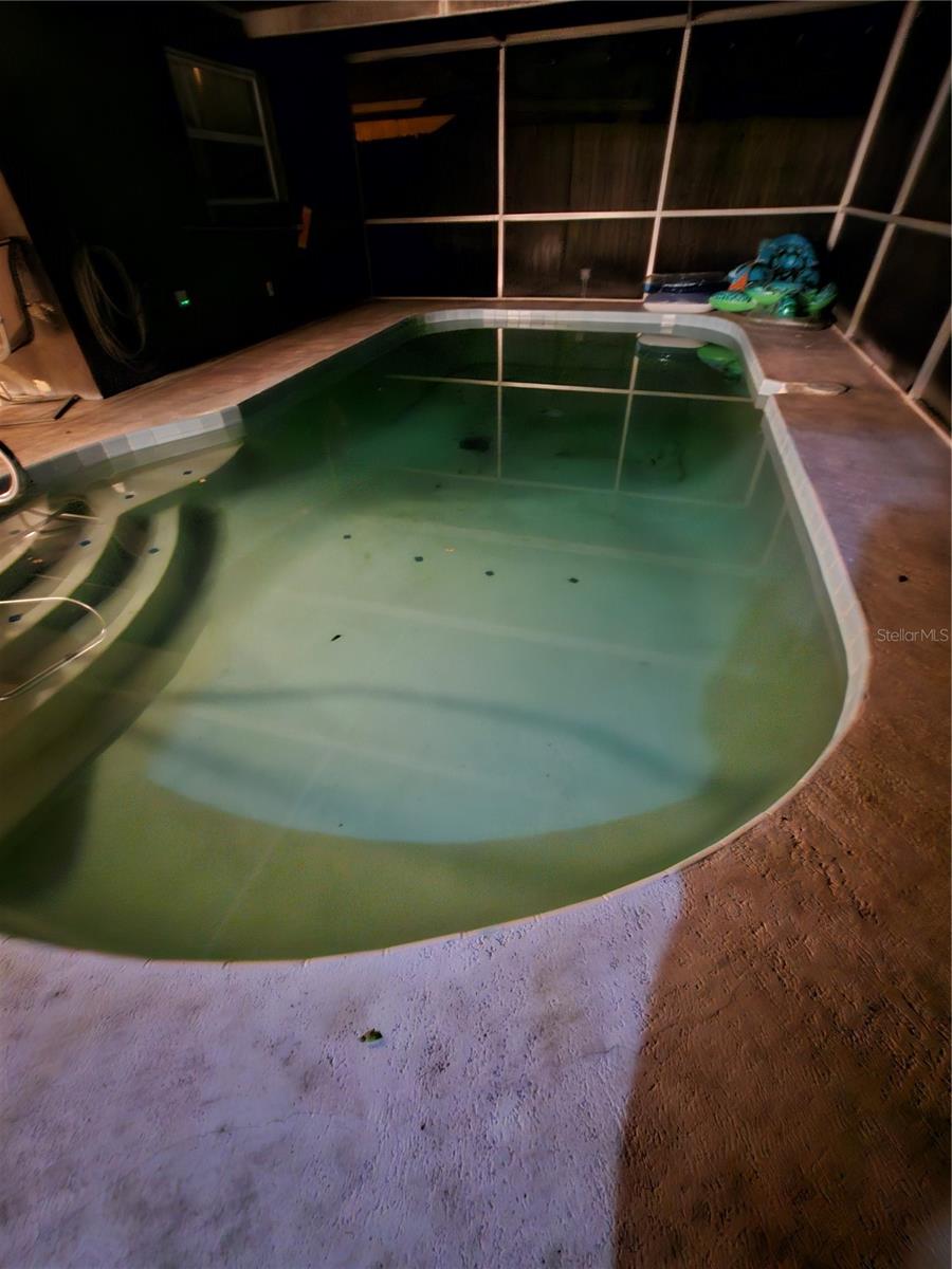 Listing photo id 23 for 12632 Buckhorn Drive