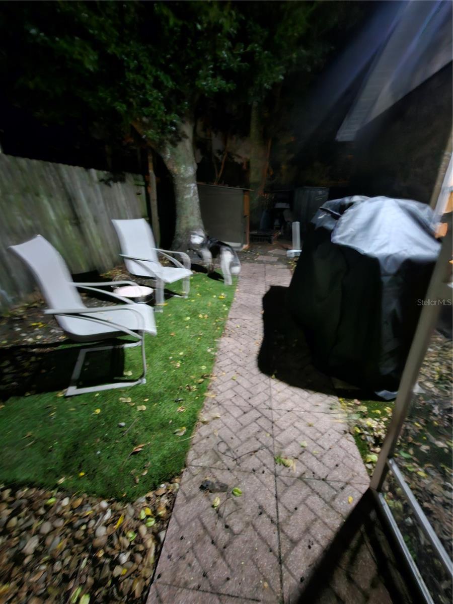 Listing photo id 24 for 12632 Buckhorn Drive