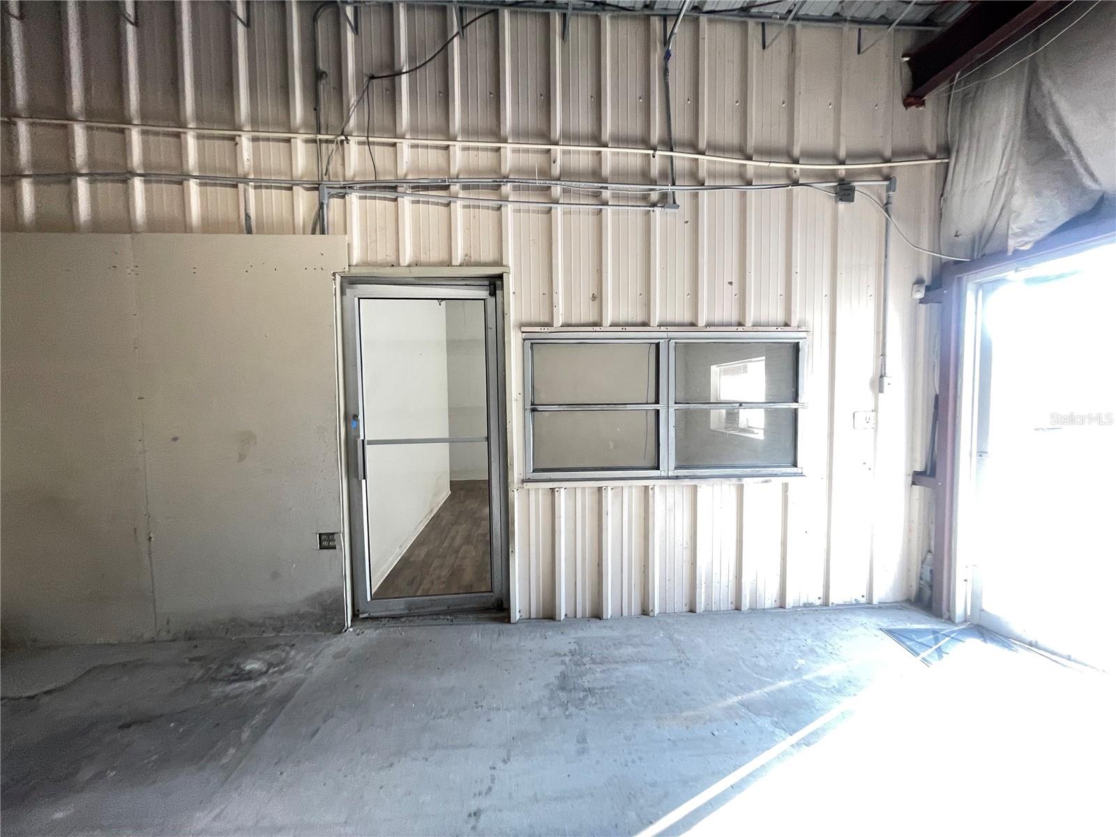 Image 11 of 25 For 37594 Us Highway 19 N