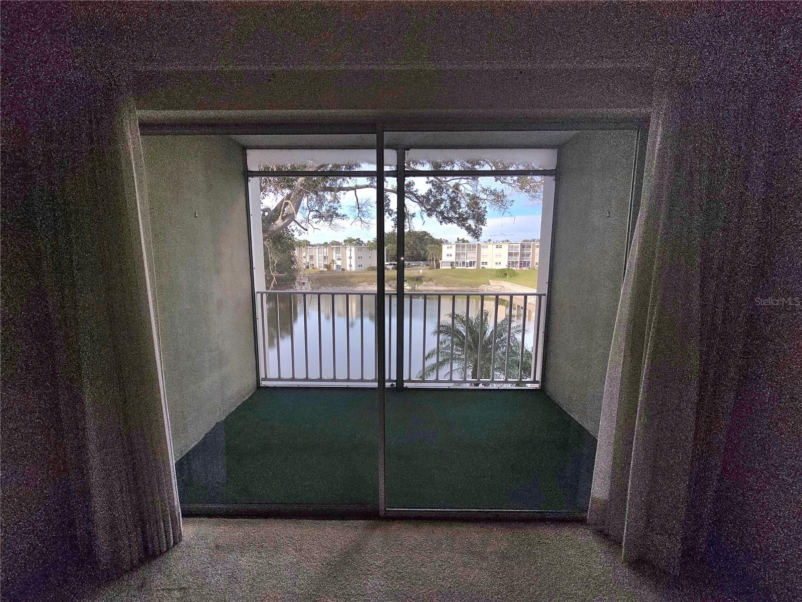 Image 14 of 50 For 960 Virginia Street 201