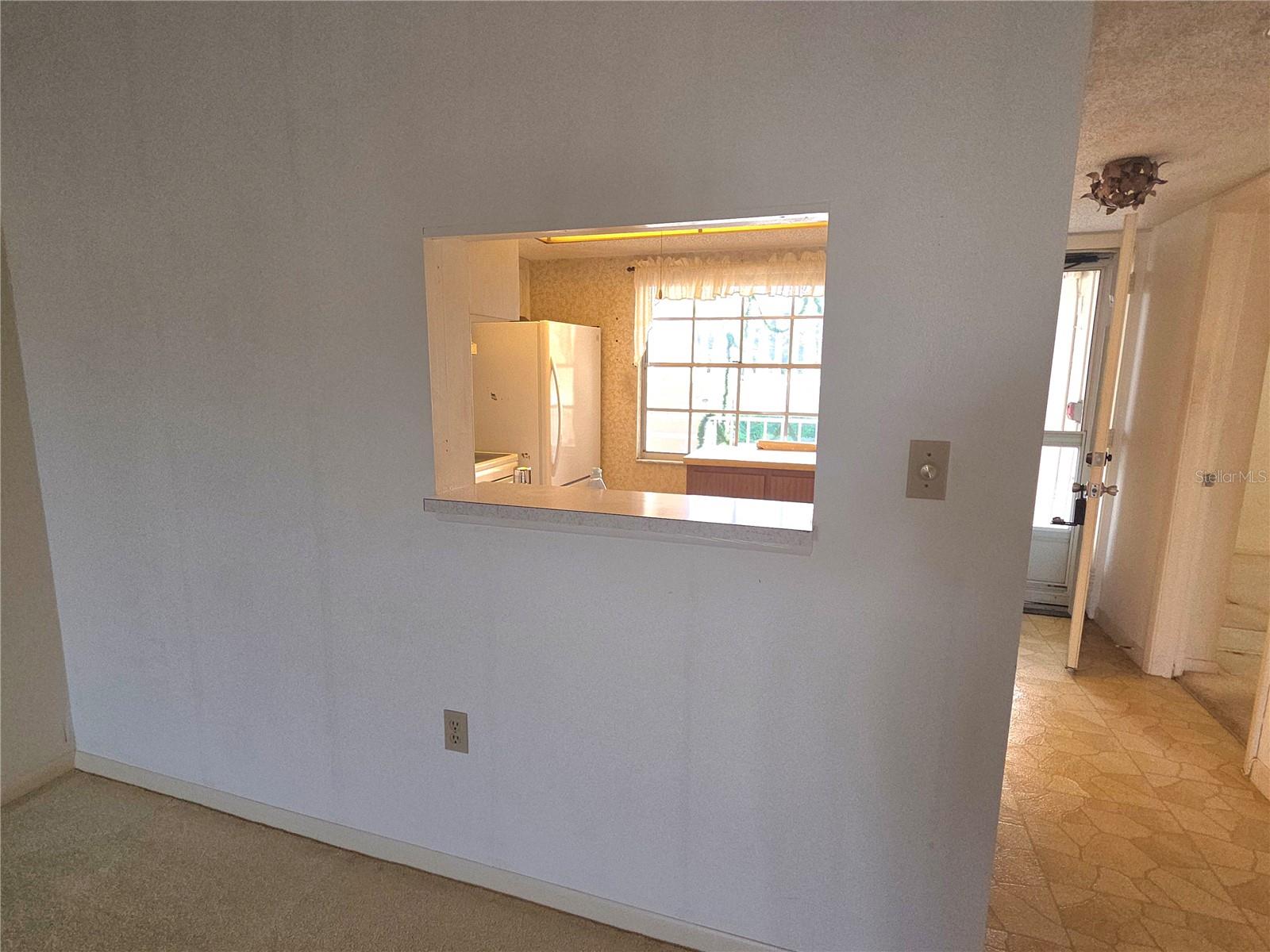 Image 16 of 50 For 960 Virginia Street 201