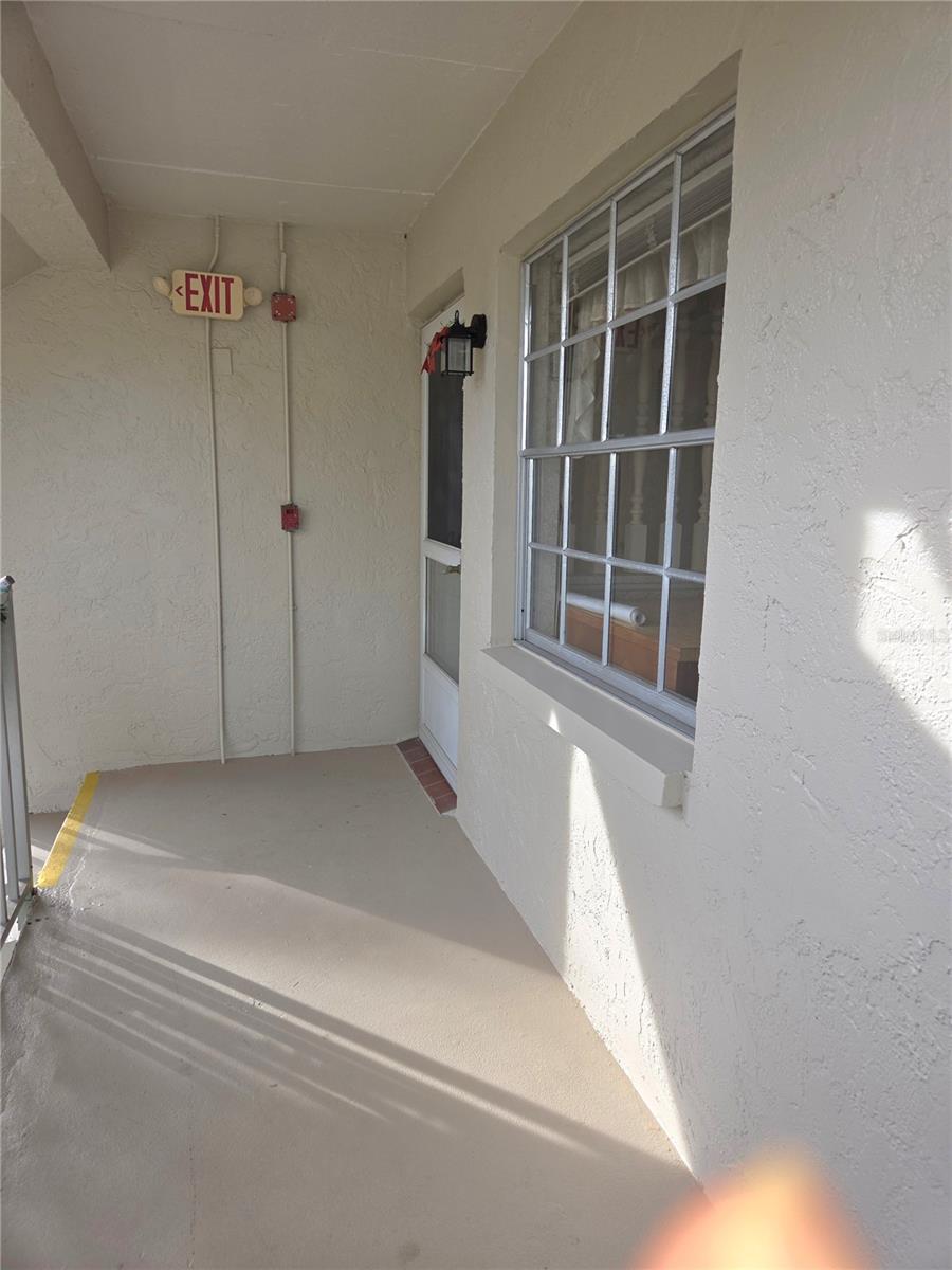 Image 17 of 50 For 960 Virginia Street 201