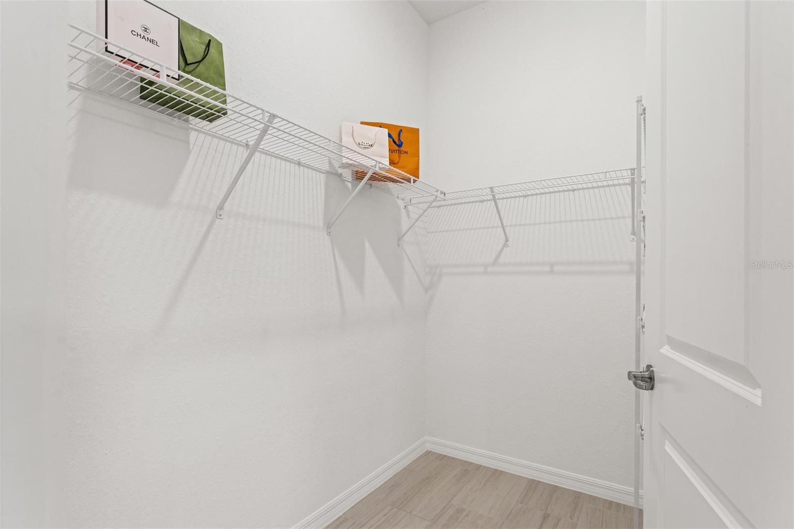 Image 24 of 43 For 5535 Lightning Whelk Lane