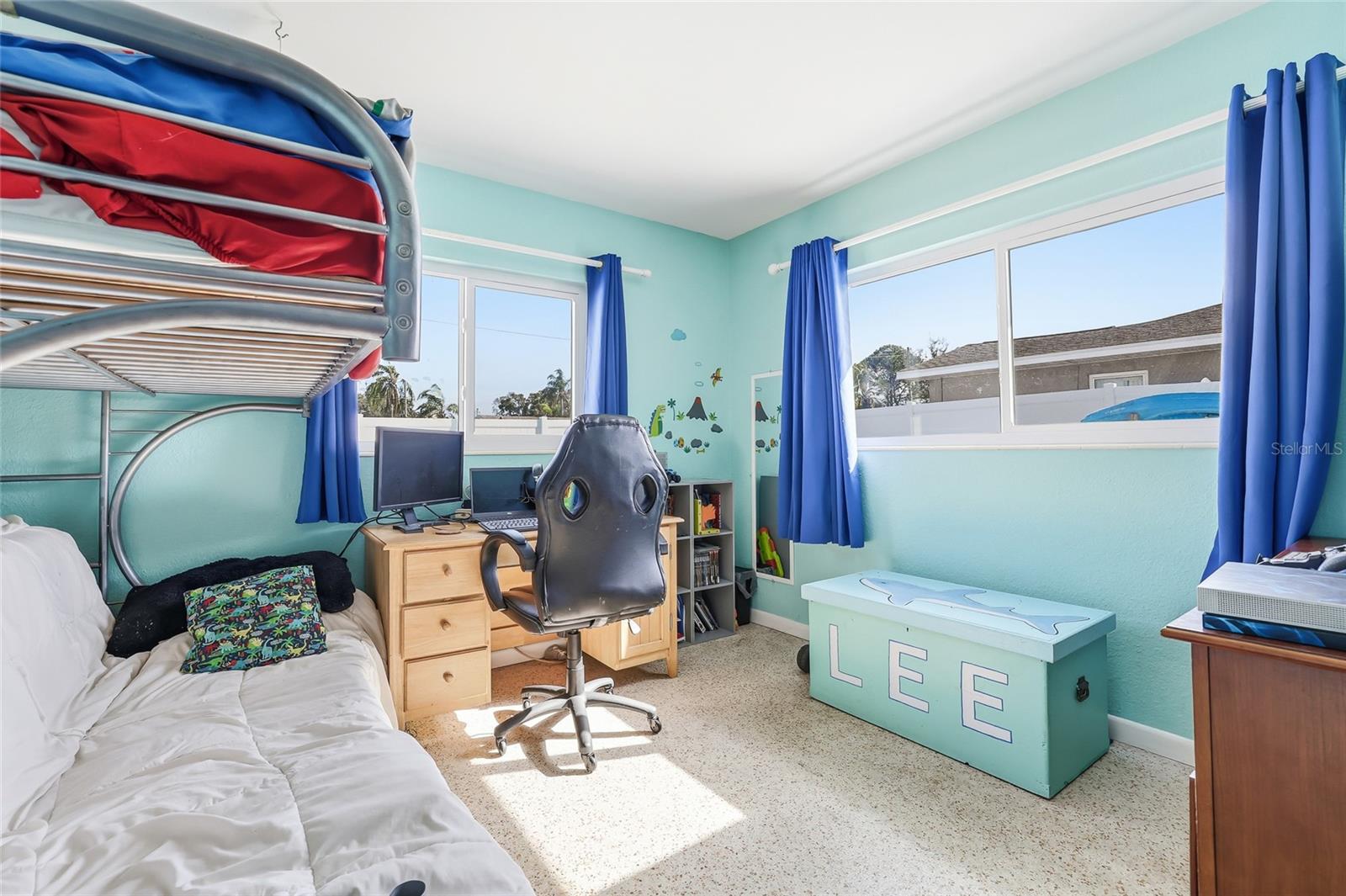 Image 27 of 64 For 711 San Salvador Drive