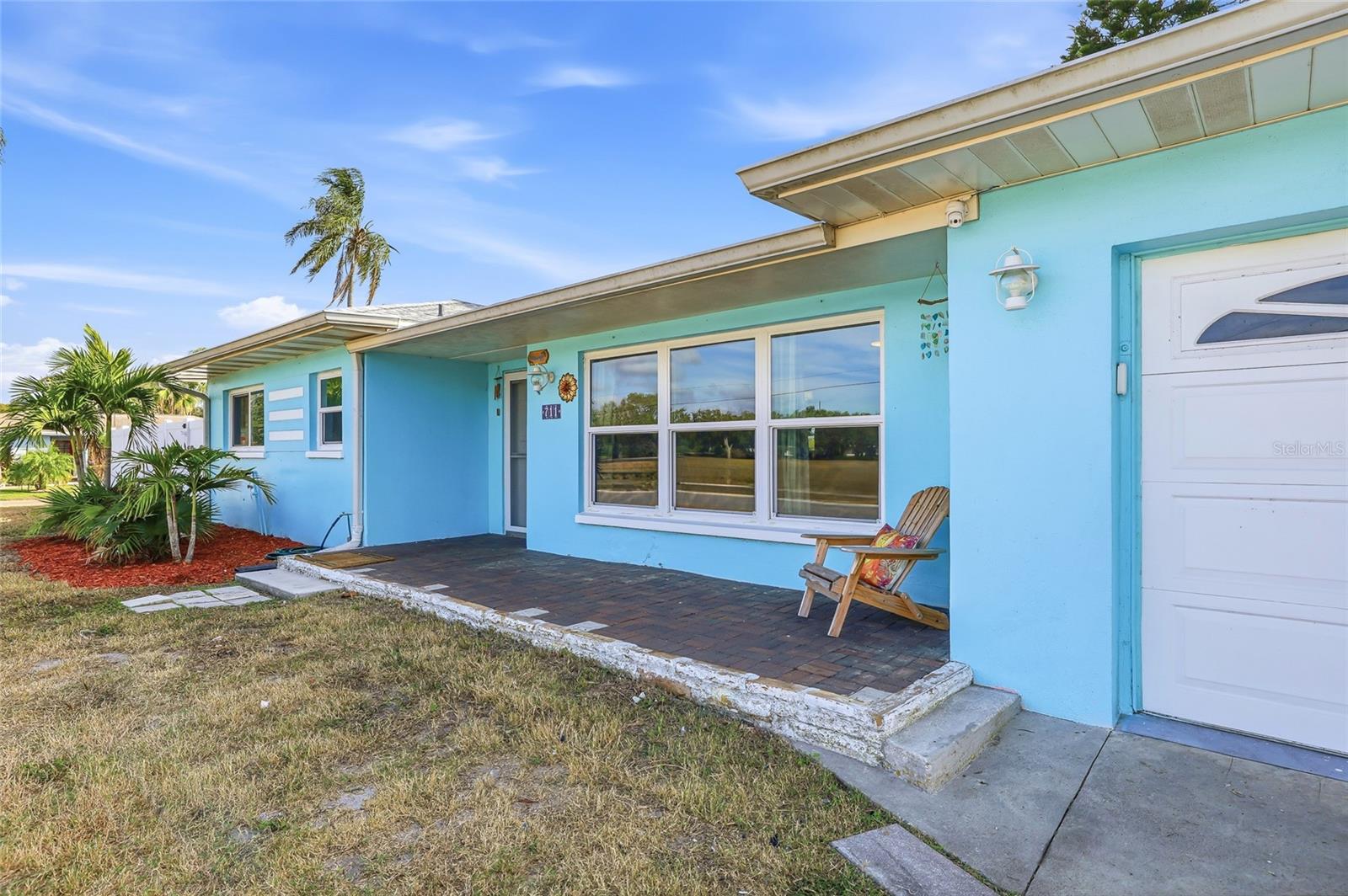 Image 3 of 64 For 711 San Salvador Drive