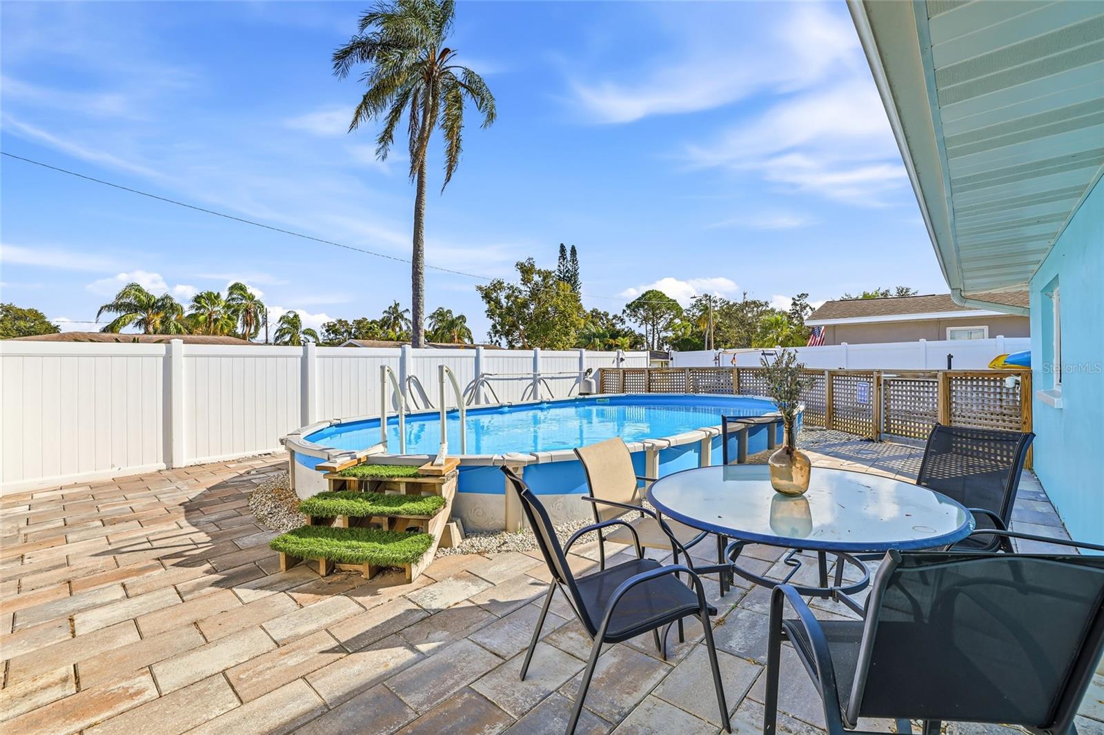 Image 42 of 64 For 711 San Salvador Drive