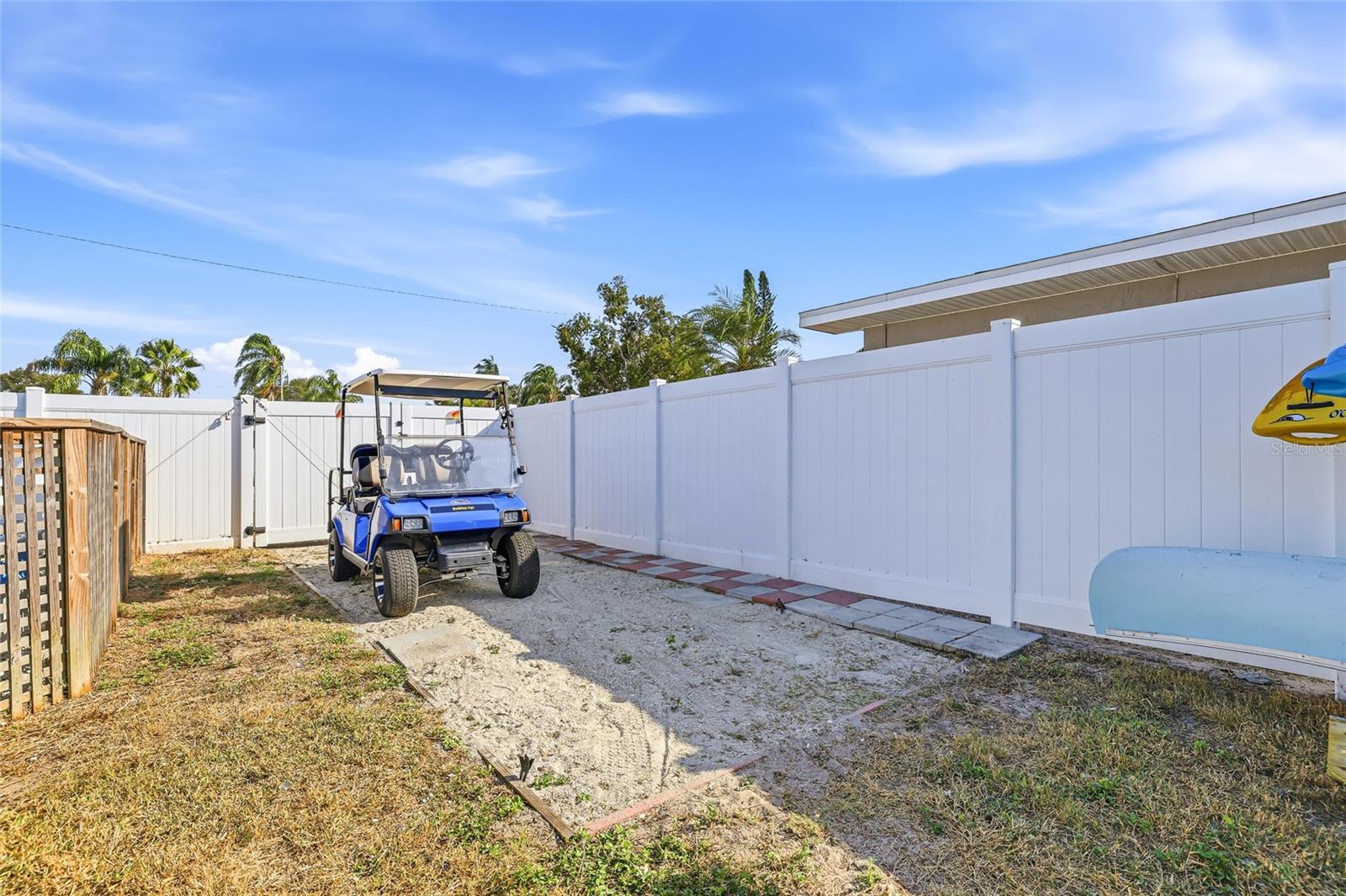 Image 44 of 64 For 711 San Salvador Drive