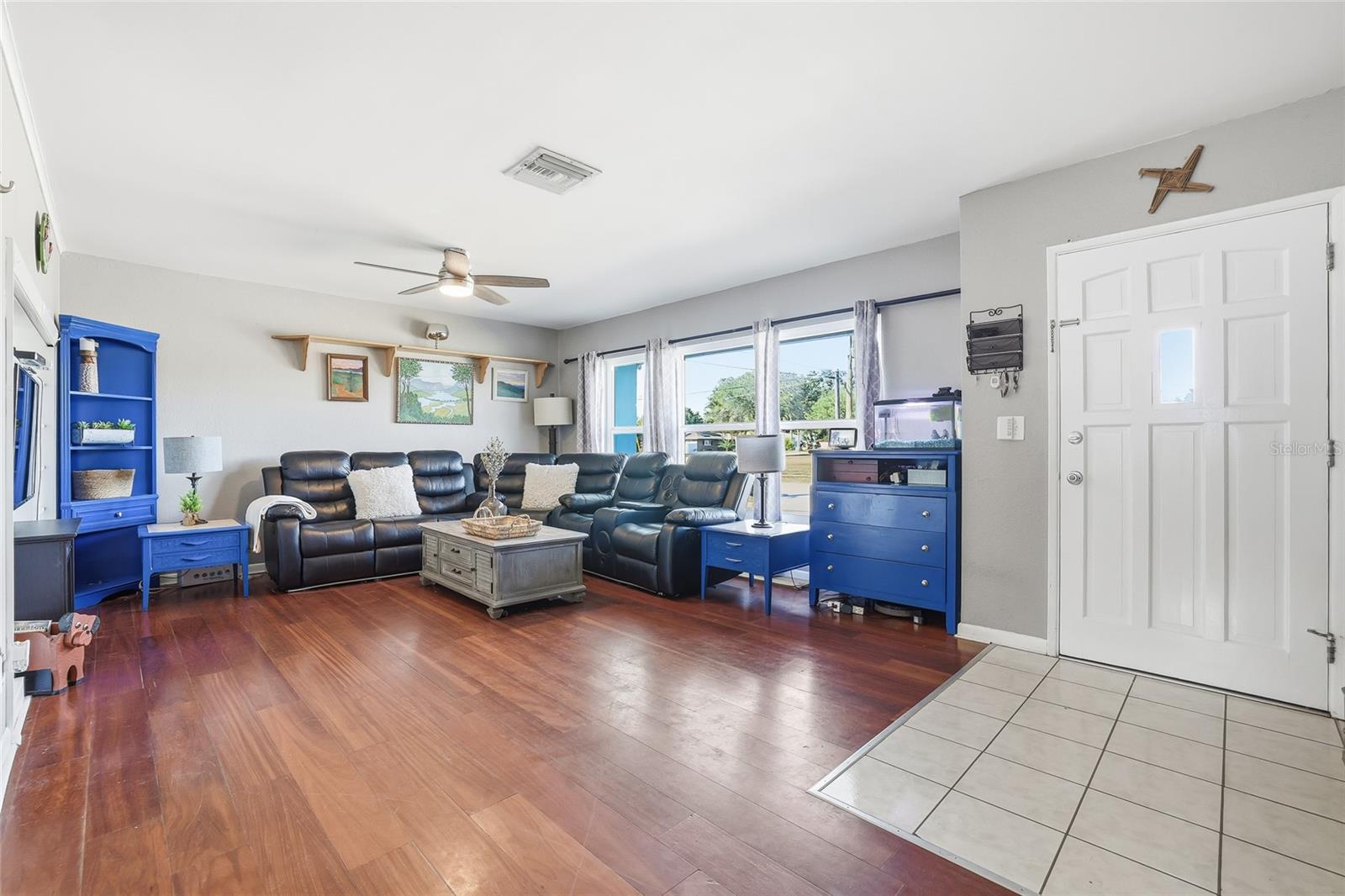 Image 8 of 64 For 711 San Salvador Drive