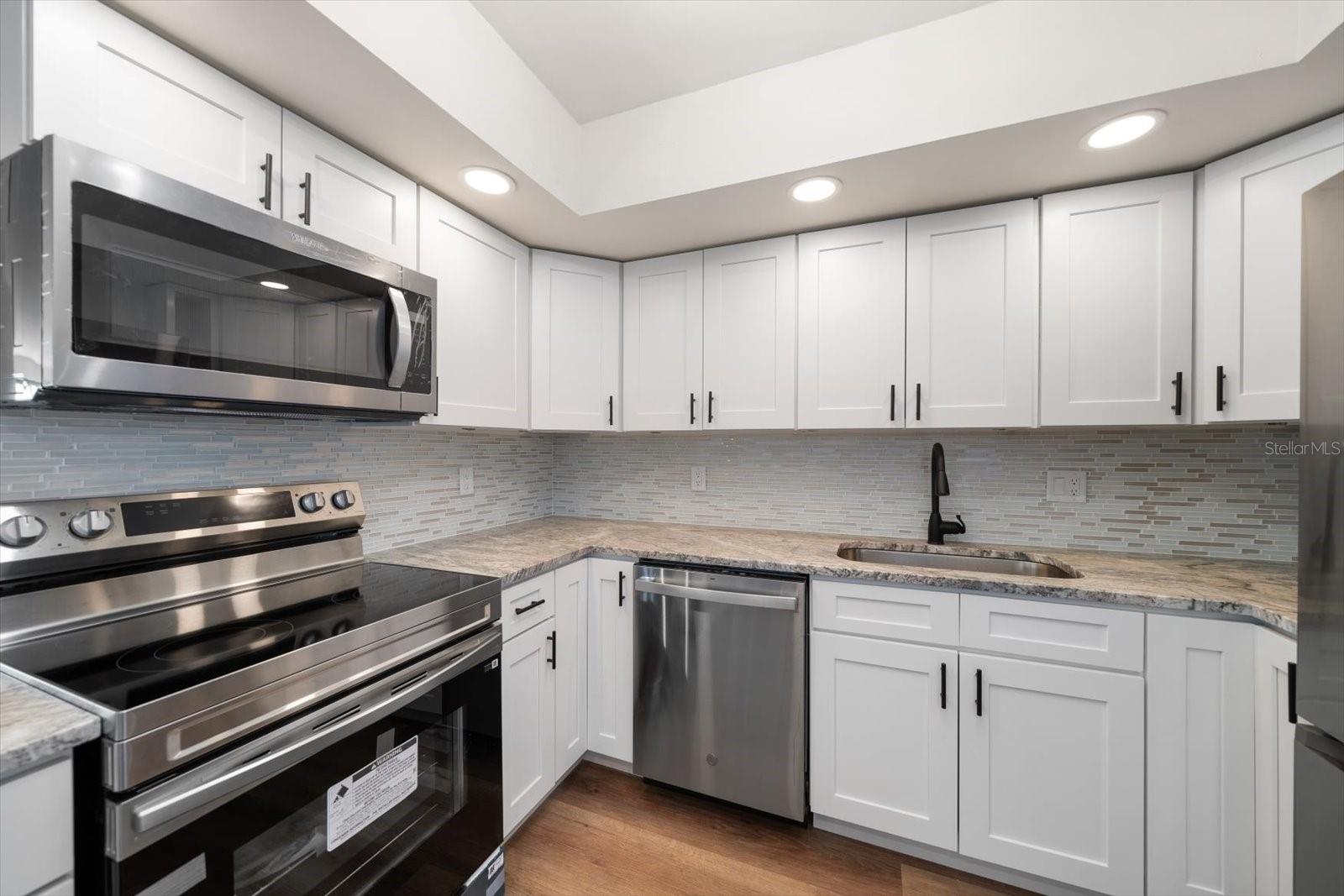 Image 14 of 38 For 5200 Brittany Drive S 1503