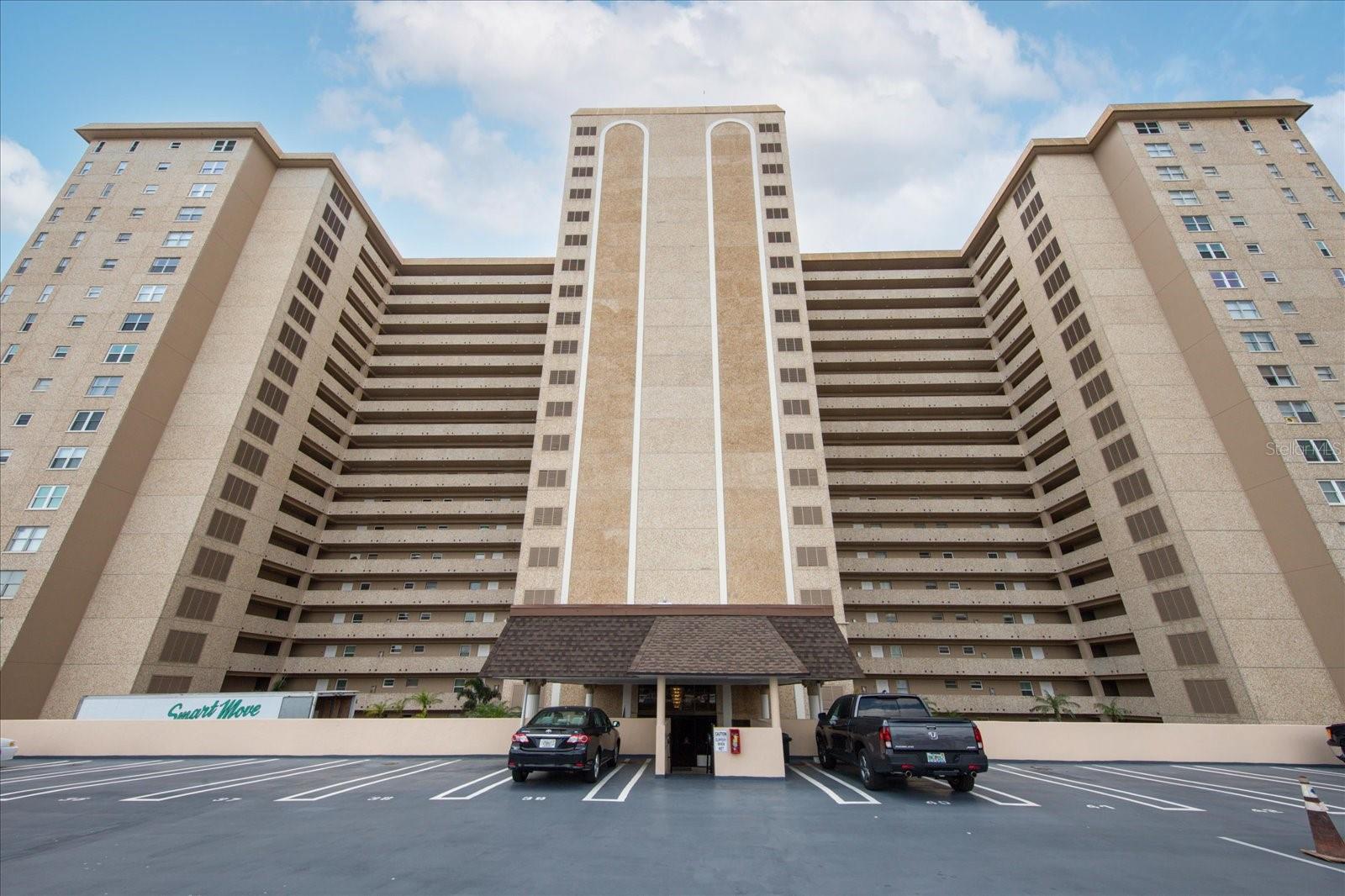 Image 33 of 38 For 5200 Brittany Drive S 1503