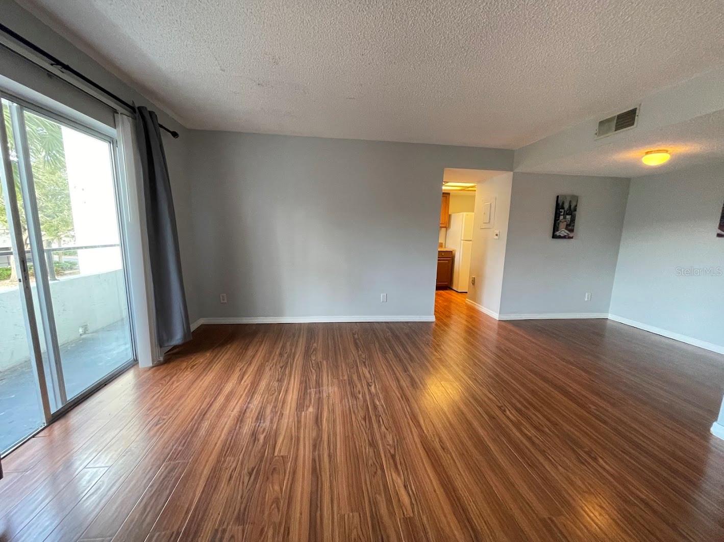 Image 24 of 37 For 2579 Countryside Boulevard 203