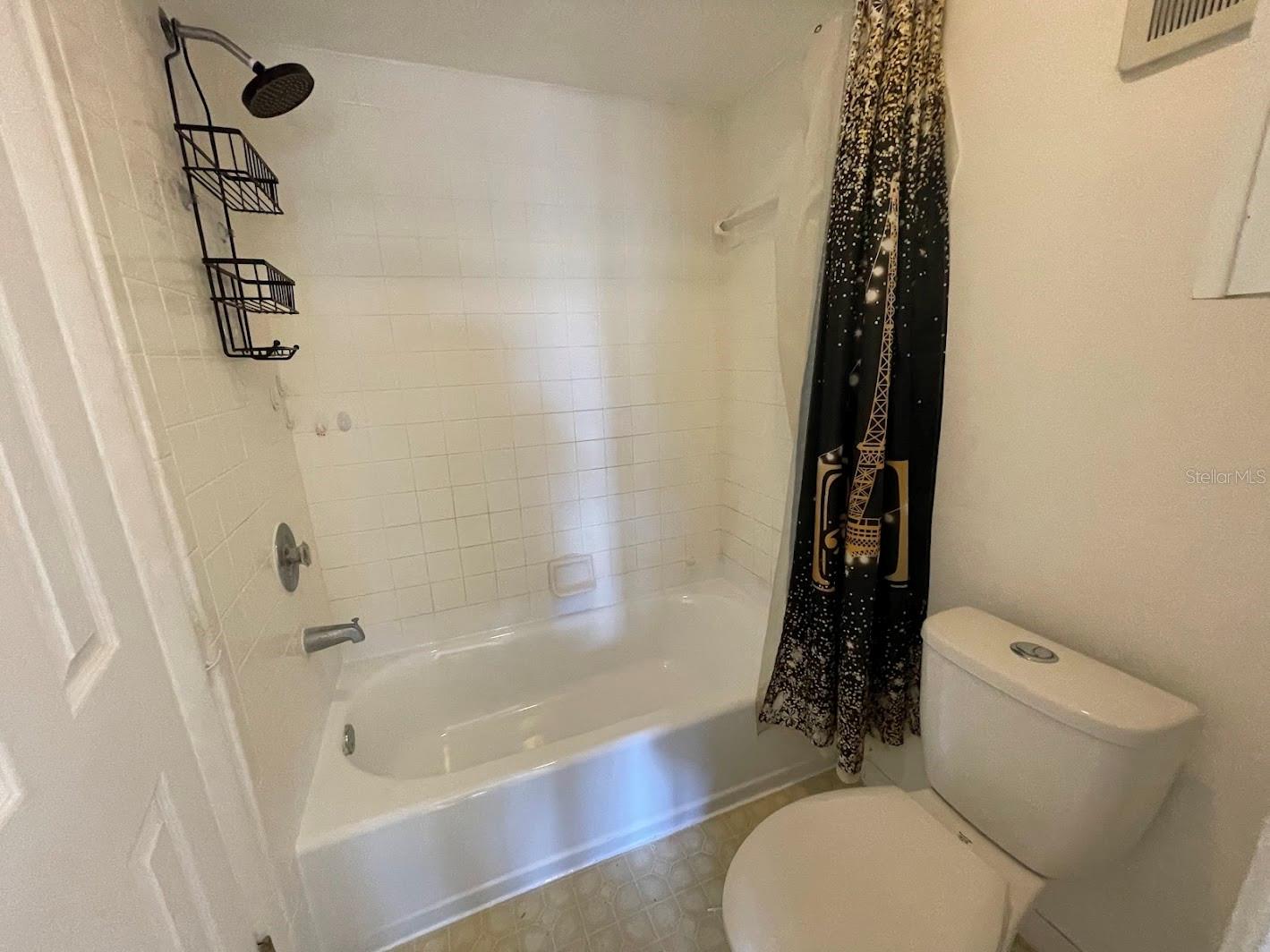 Image 33 of 37 For 2579 Countryside Boulevard 203