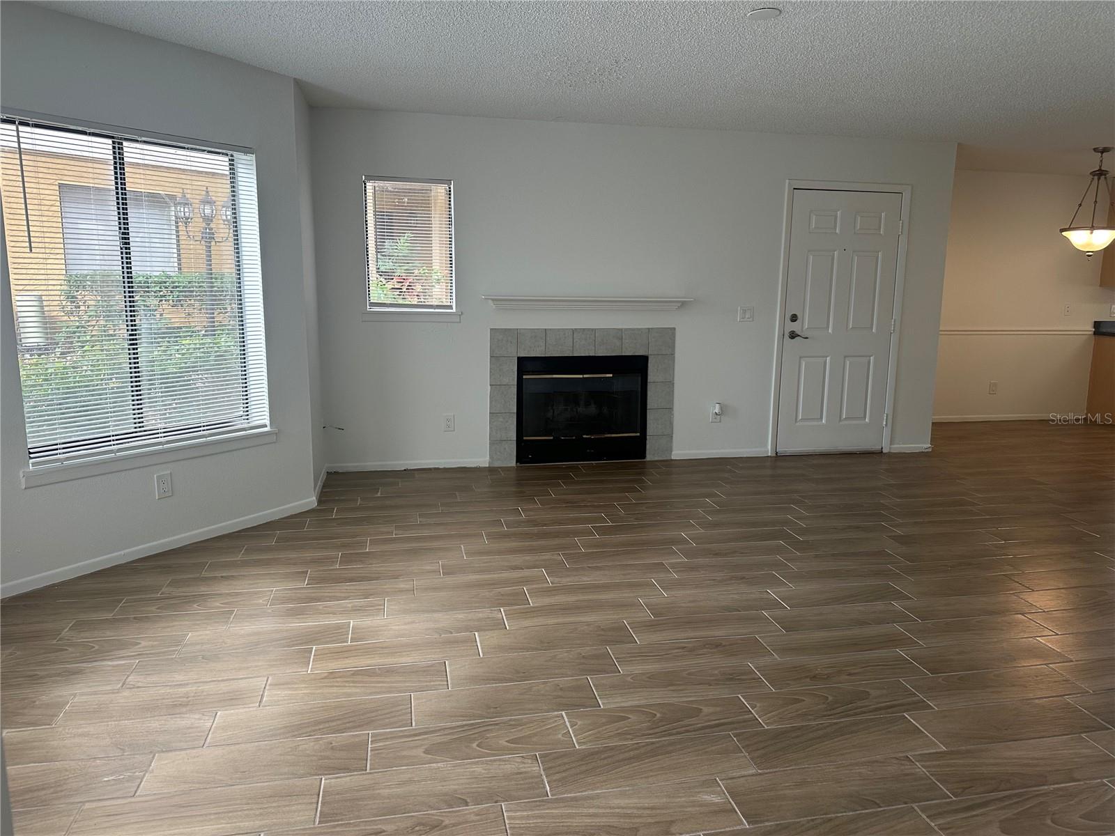 Image 11 of 35 For 1550 Belcher Road 412