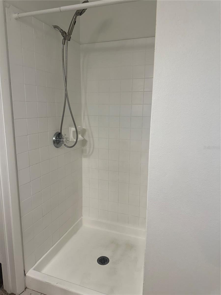 Image 17 of 35 For 1550 Belcher Road 412