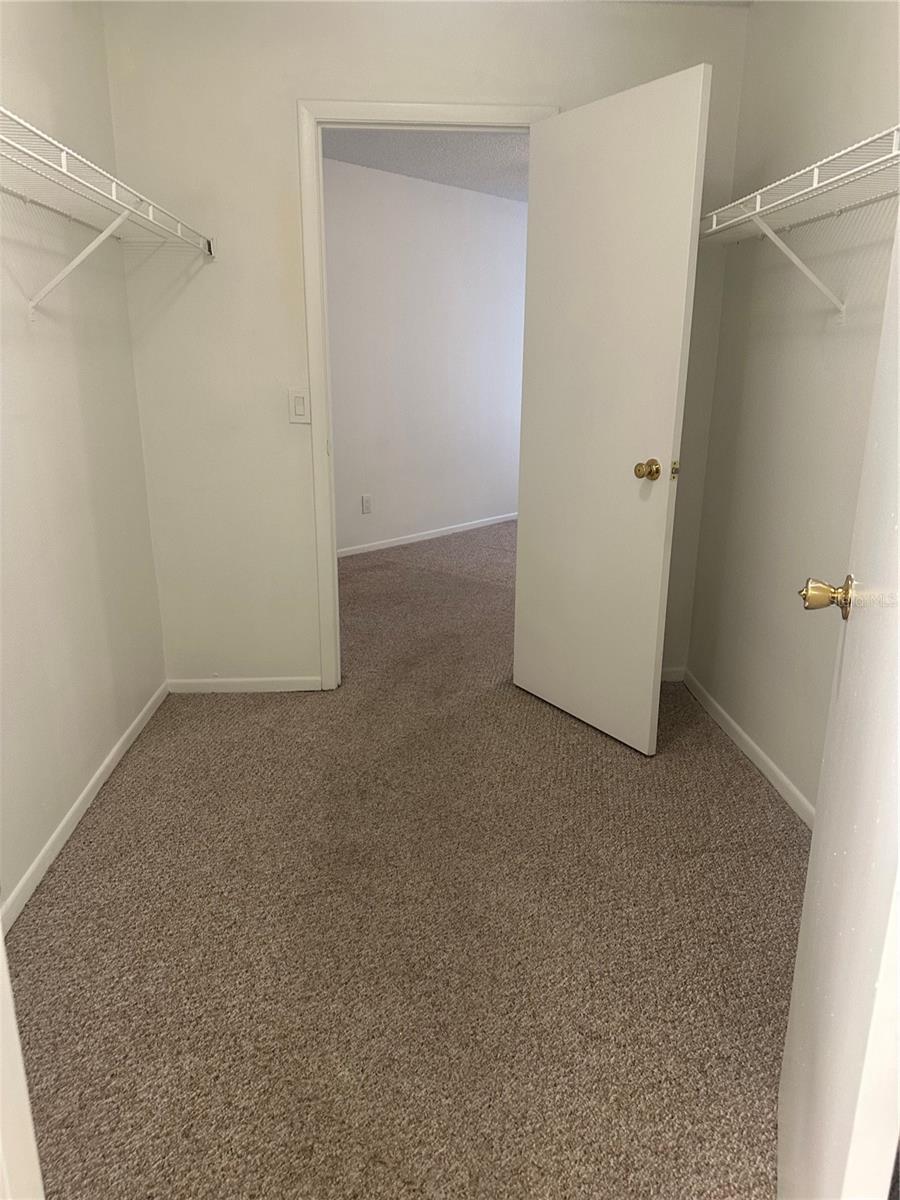 Image 18 of 35 For 1550 Belcher Road 412