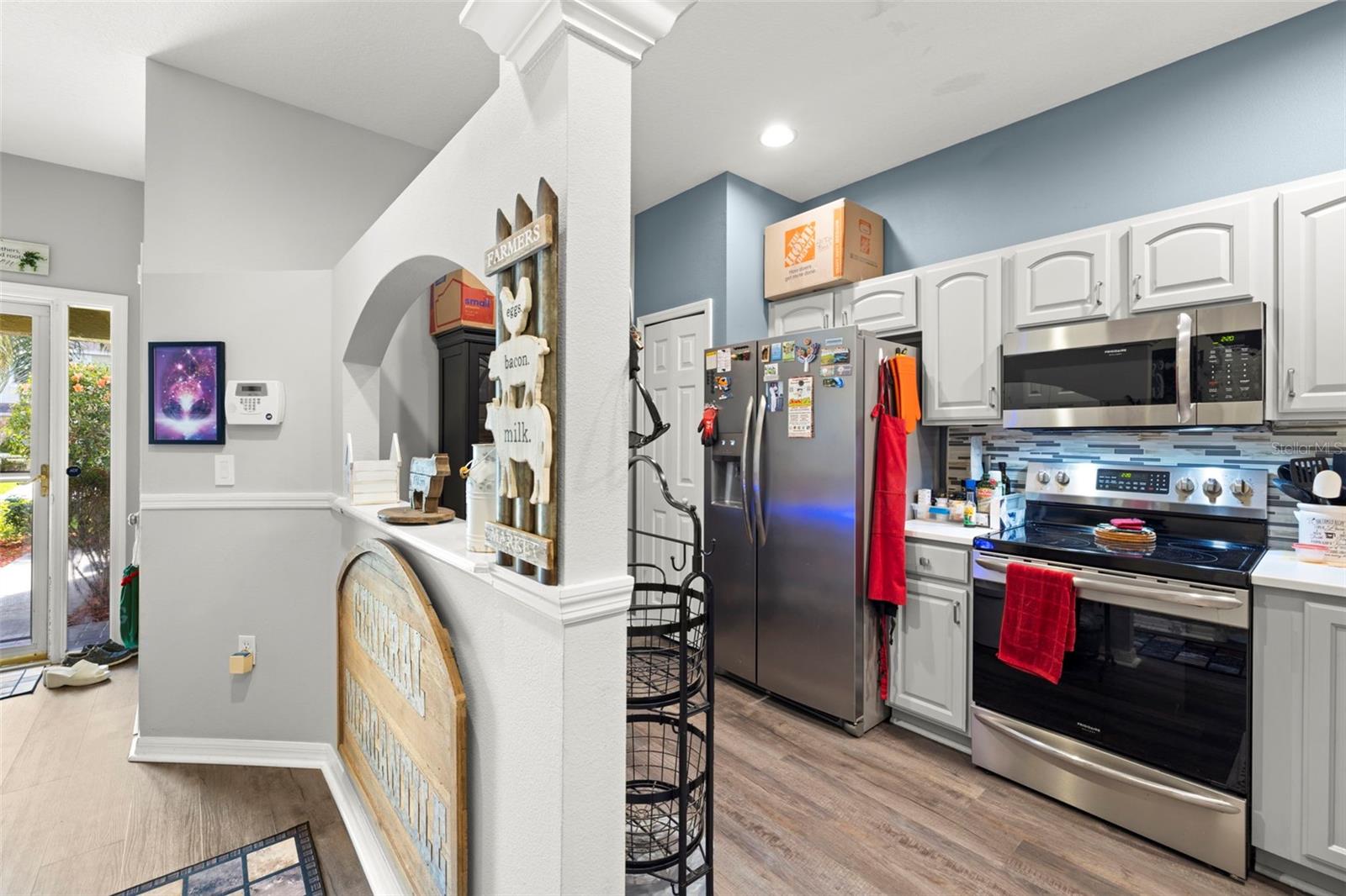 Image 10 of 30 For 11231 Kapok Grand Circle