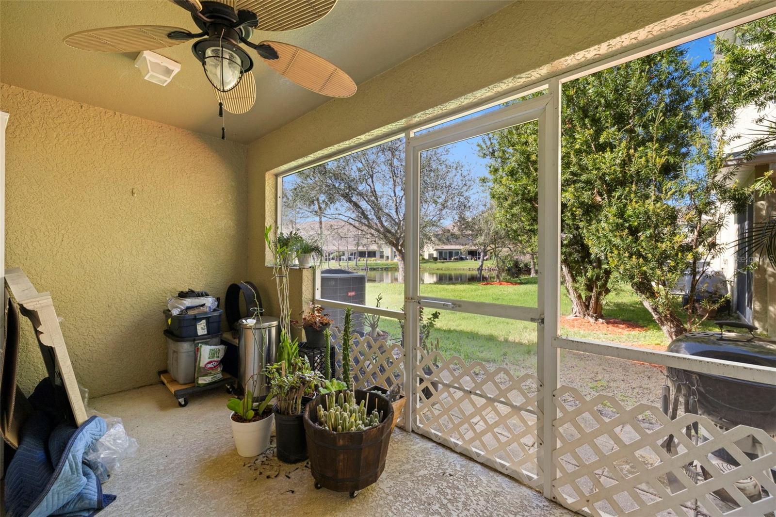 Image 6 of 30 For 11231 Kapok Grand Circle