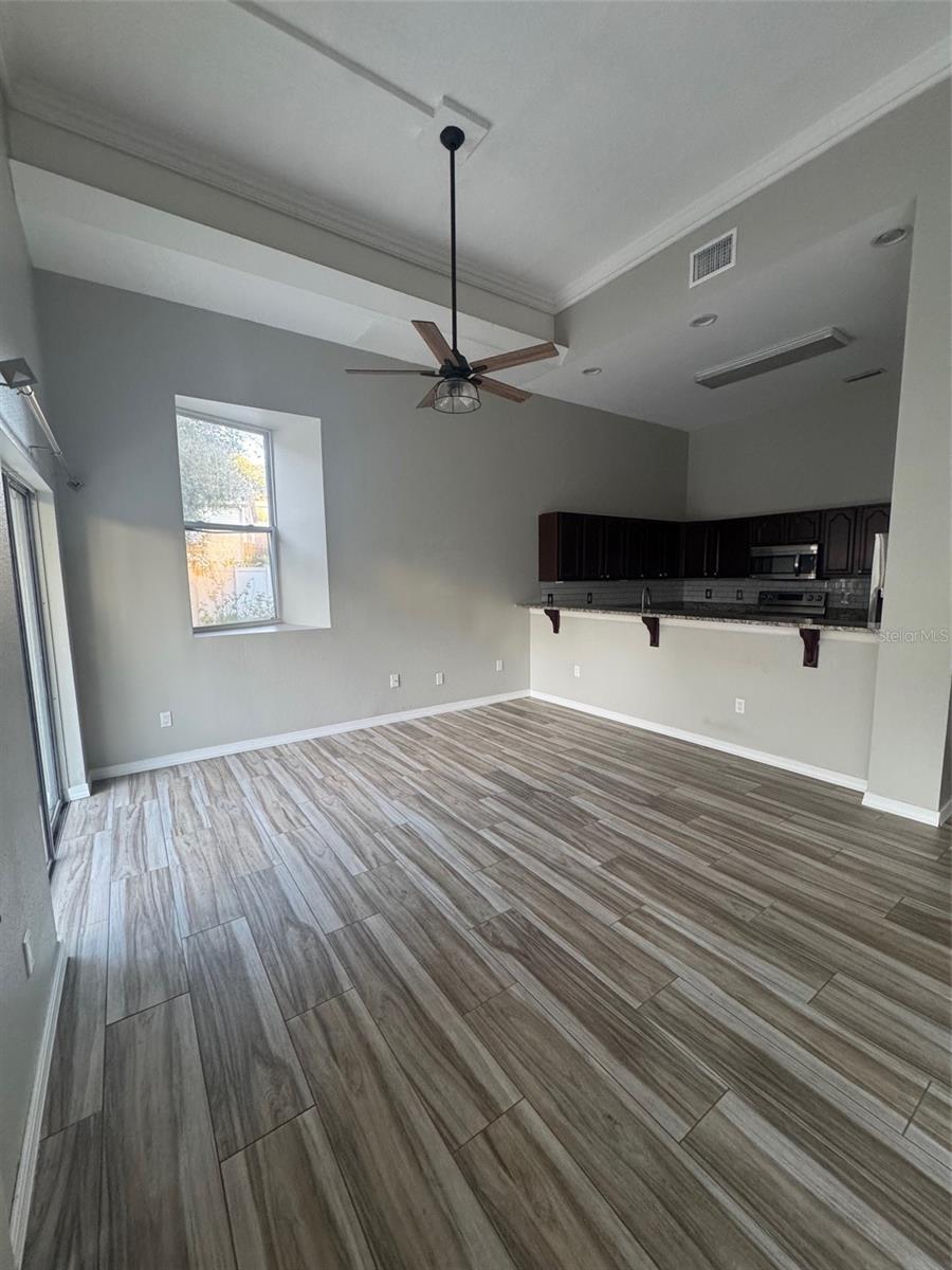 Image 7 of 18 For 9548 Orange Valley Court