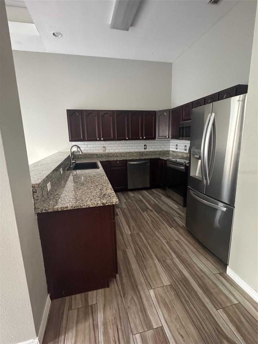 Image 8 of 18 For 9548 Orange Valley Court