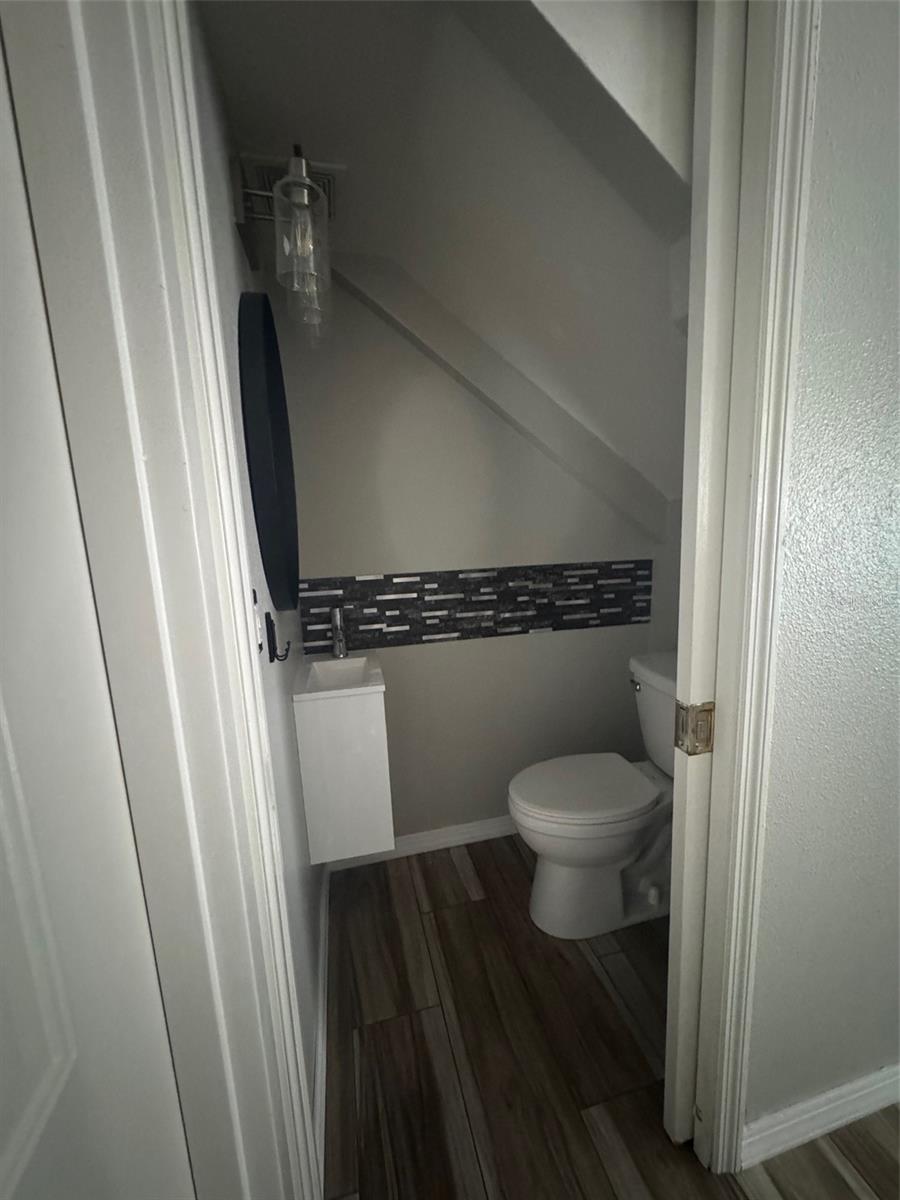 Image 9 of 18 For 9548 Orange Valley Court