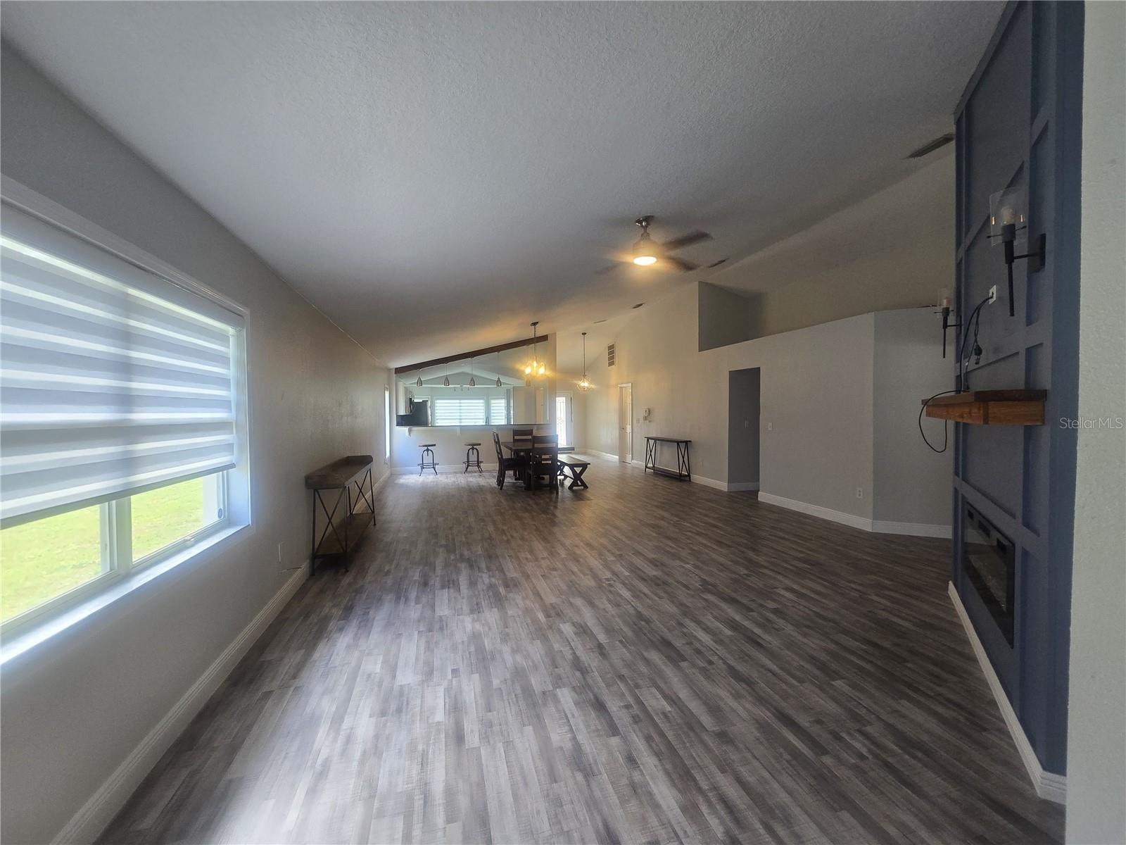 Image 19 of 53 For 26838 Deacon Loop