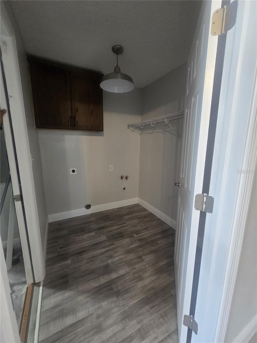 Image 21 of 53 For 26838 Deacon Loop