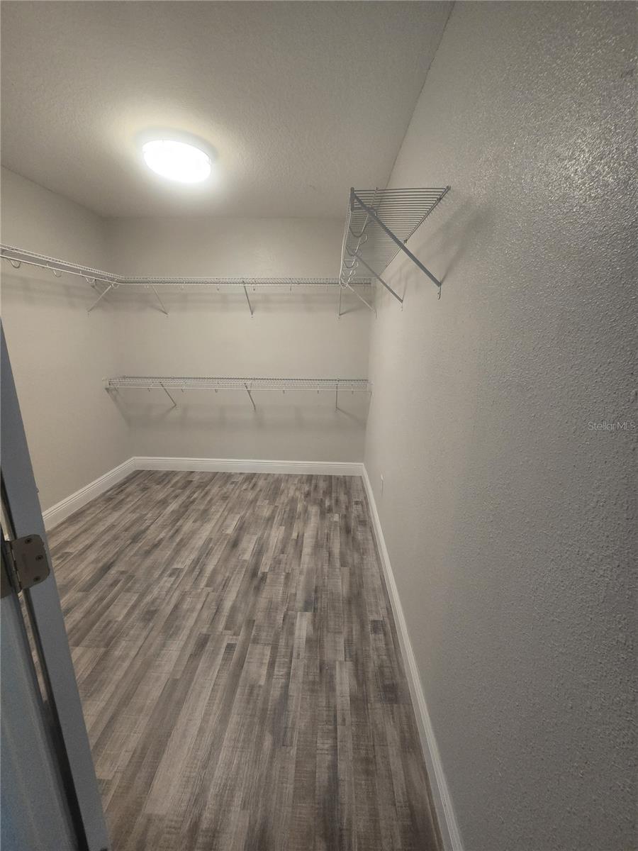 Image 41 of 53 For 26838 Deacon Loop