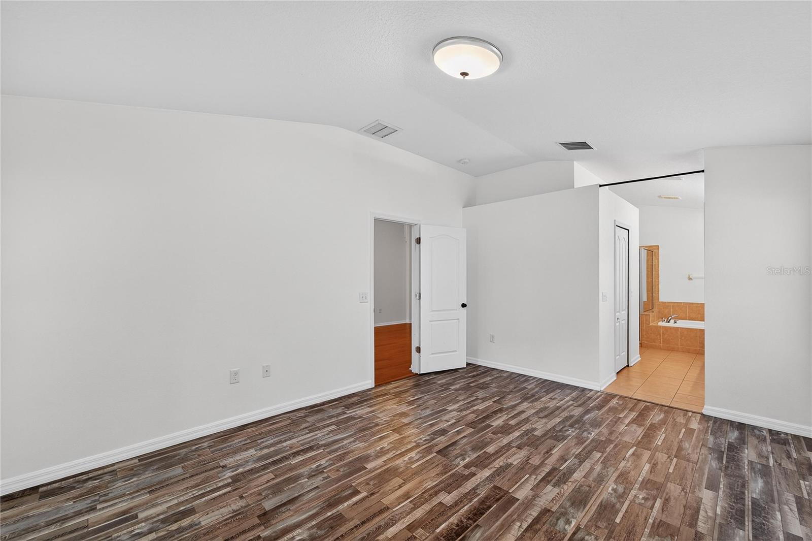 Image 27 of 62 For 431 Westchester Hills Lane