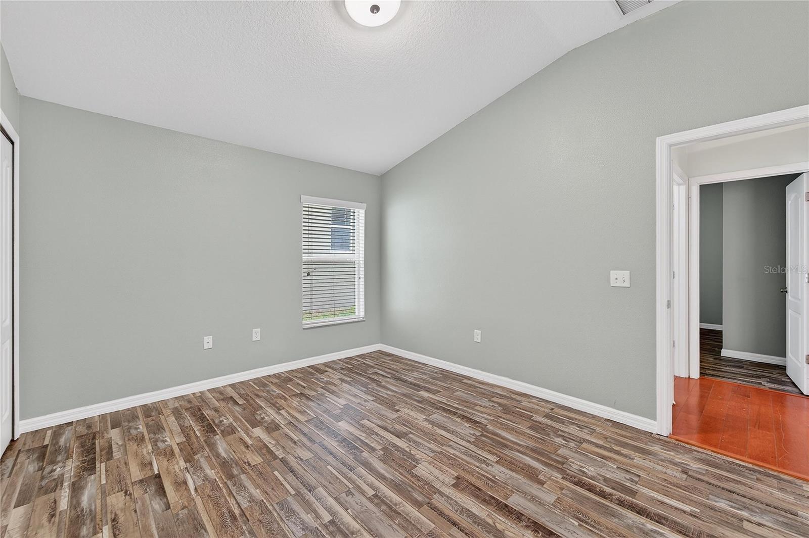 Image 36 of 62 For 431 Westchester Hills Lane