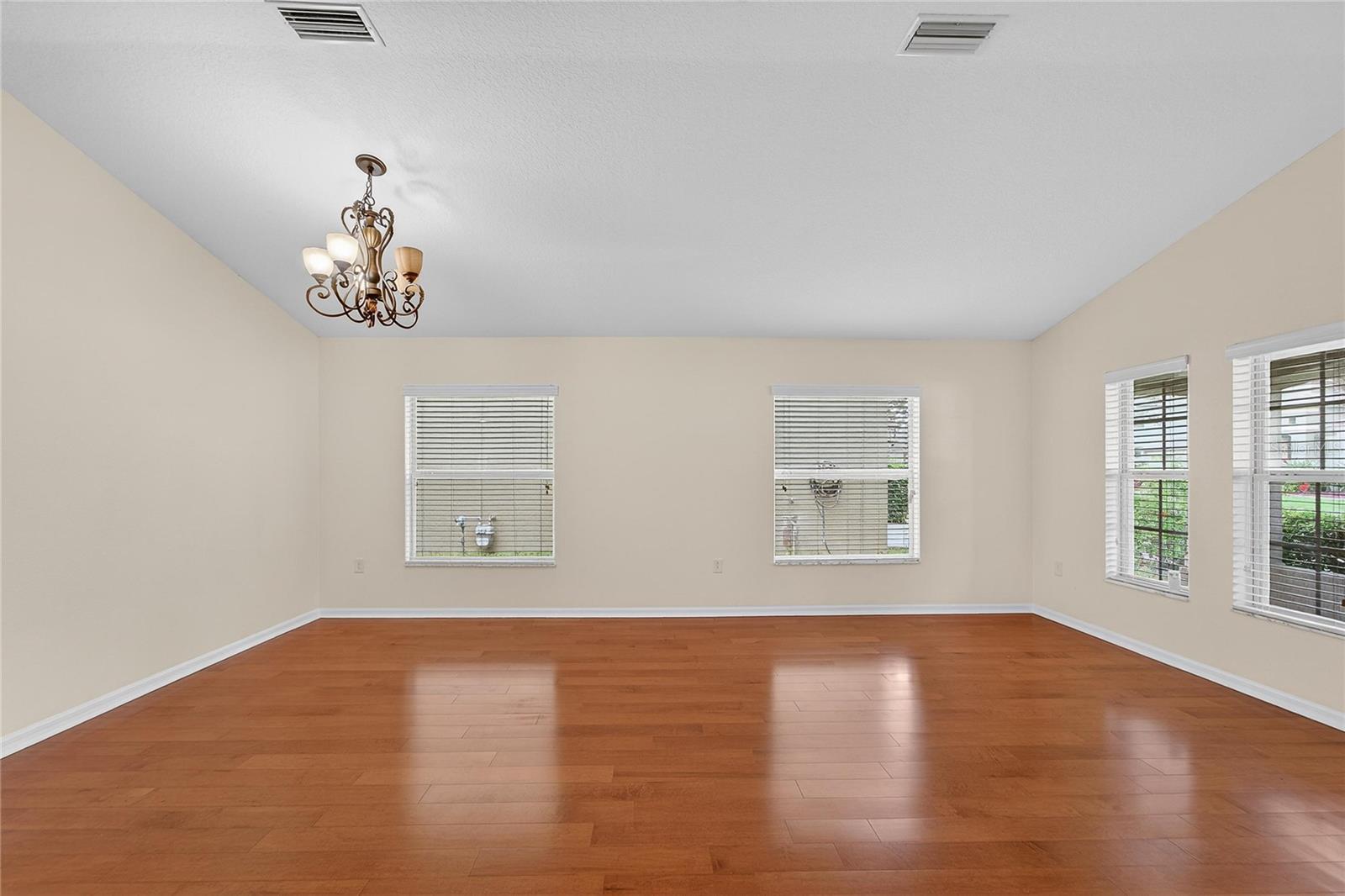 Image 5 of 62 For 431 Westchester Hills Lane