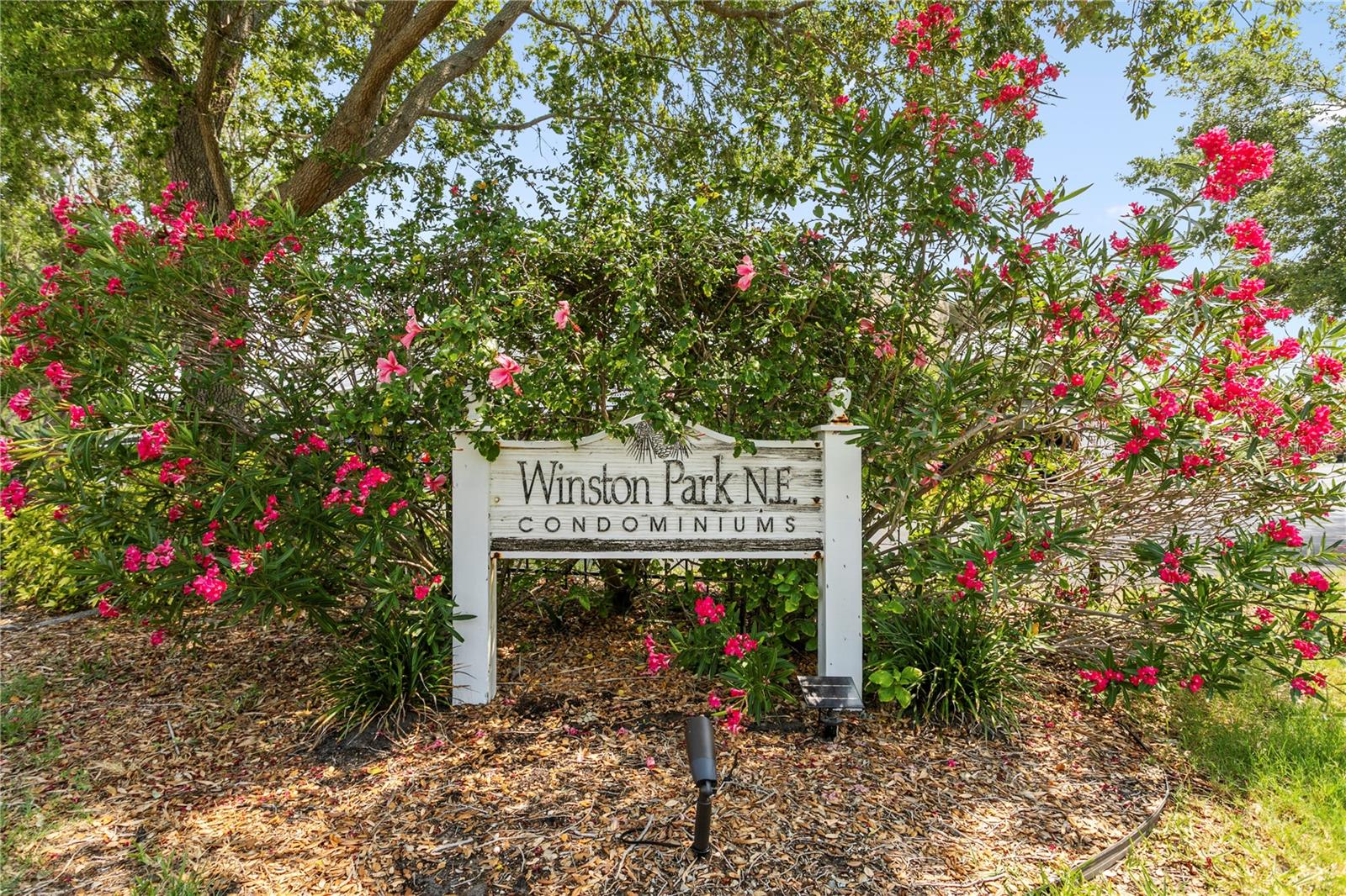 Details for 4920 Locust Street Ne 115, ST PETERSBURG, FL 33703