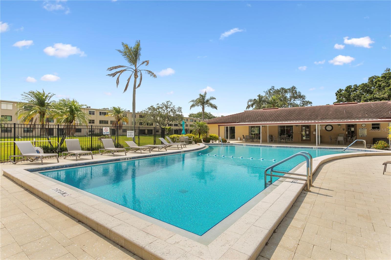 Image 27 of 28 For 4920 Locust Street Ne 115