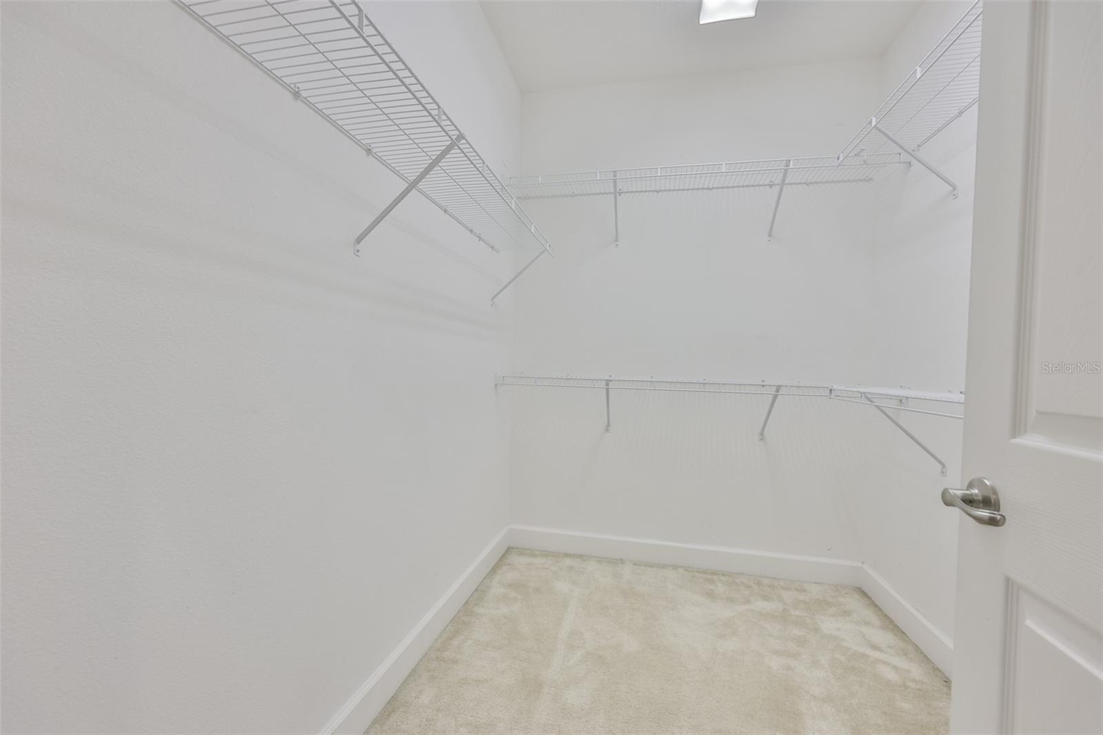 Image 18 of 56 For 6207 Voyagers Place