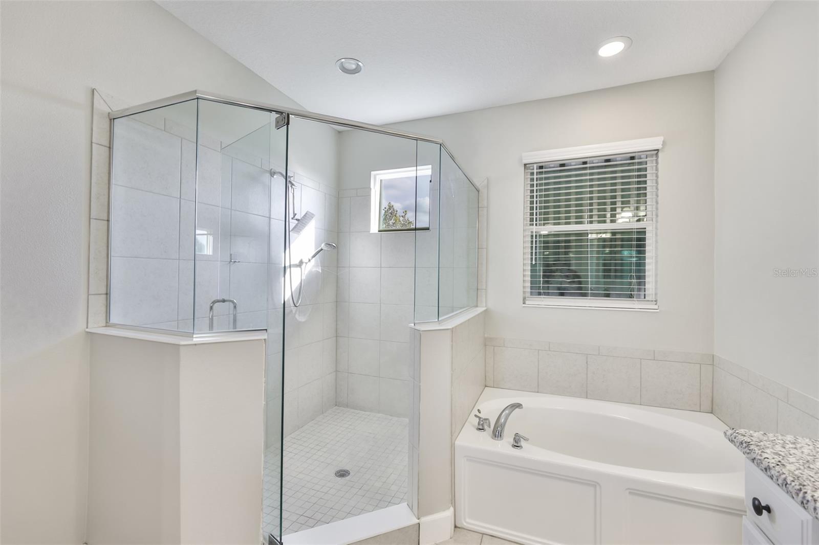 Image 19 of 56 For 6207 Voyagers Place