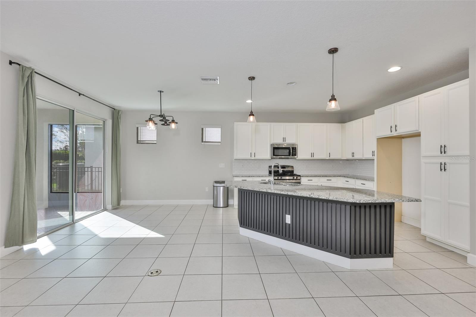 Image 8 of 56 For 6207 Voyagers Place