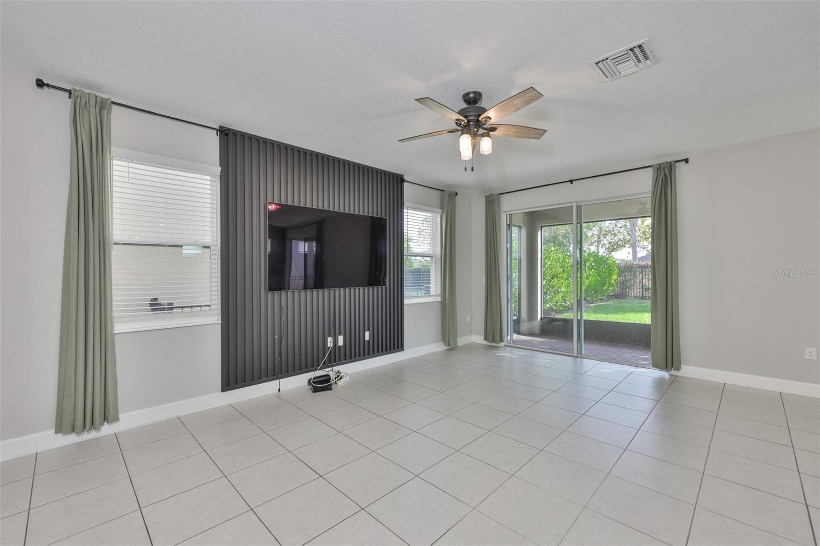 Image 9 of 56 For 6207 Voyagers Place