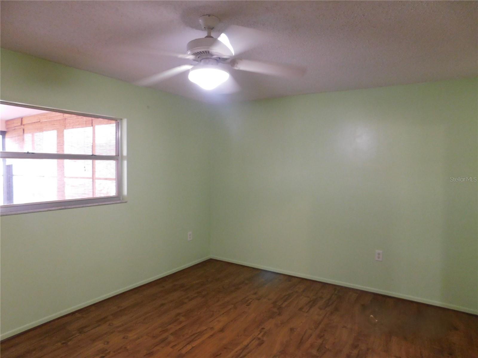 Image 13 of 17 For 7289 56th Avenue N