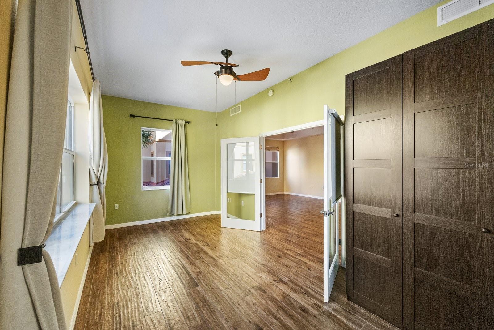 Image 16 of 44 For 630 Wells Court 201