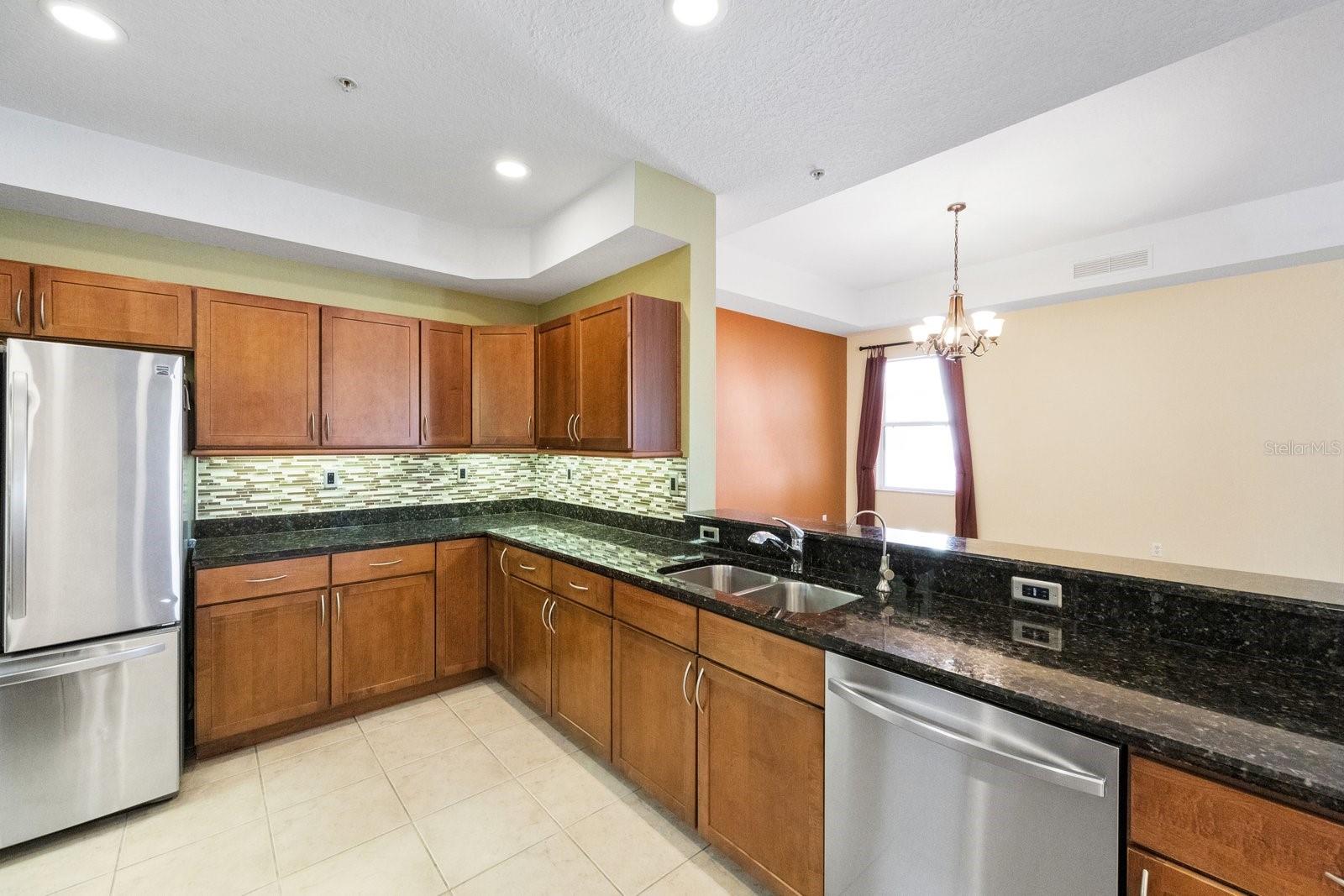 Image 18 of 44 For 630 Wells Court 201