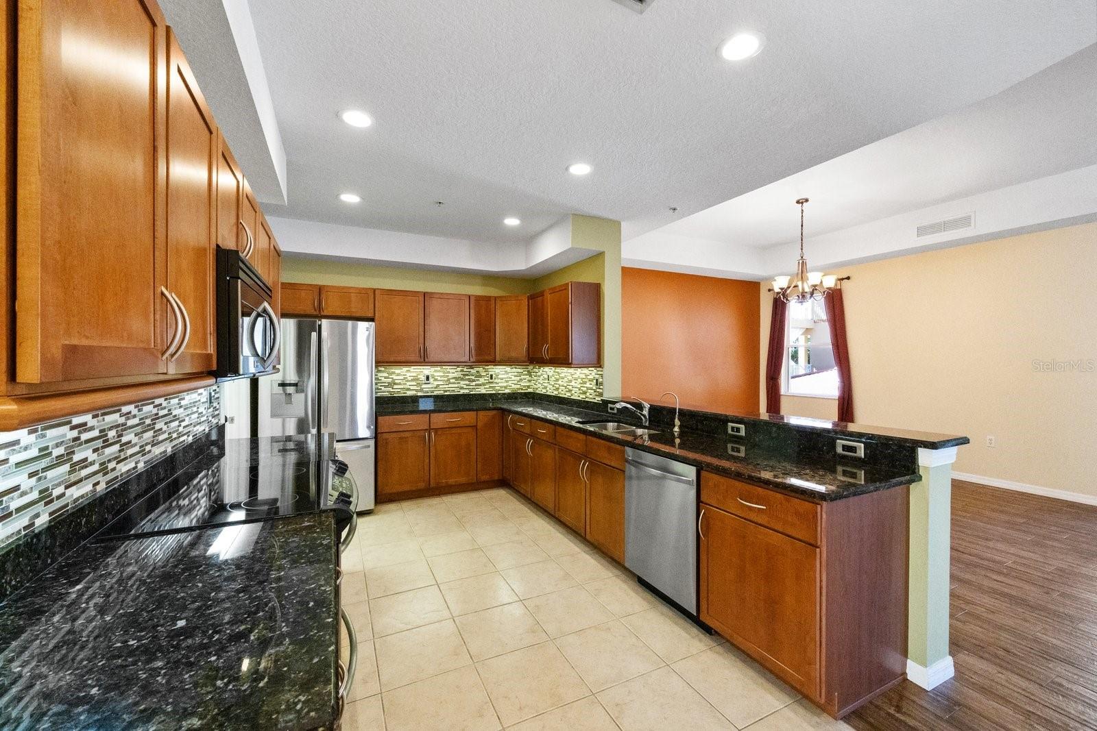 Image 19 of 44 For 630 Wells Court 201