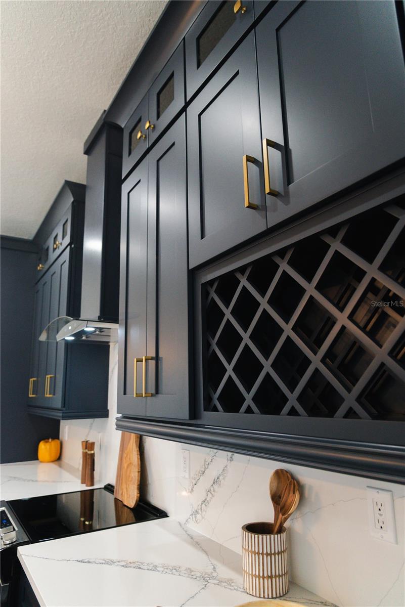 Image 16 of 47 For 15364 Newport Road