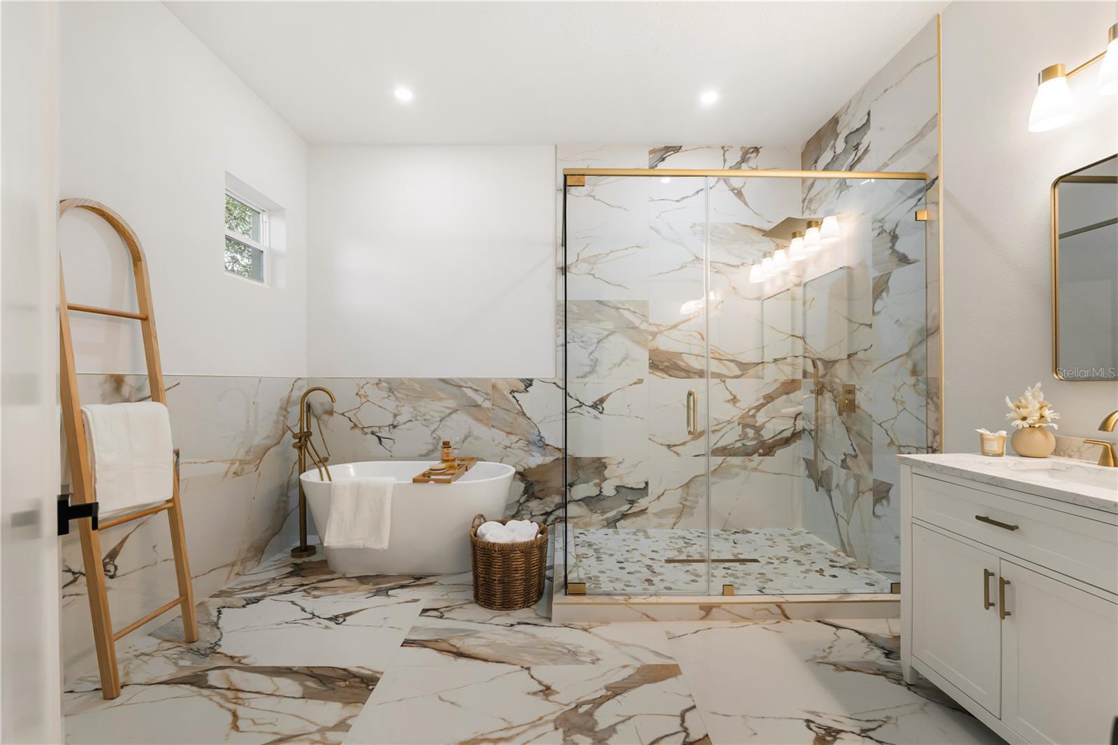 Image 33 of 47 For 15364 Newport Road