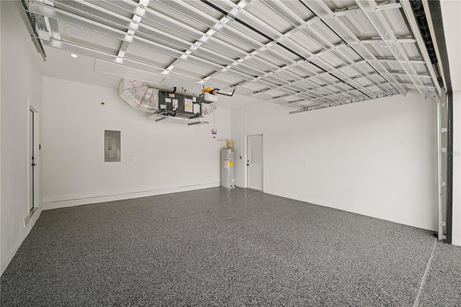 Image 46 of 47 For 15364 Newport Road