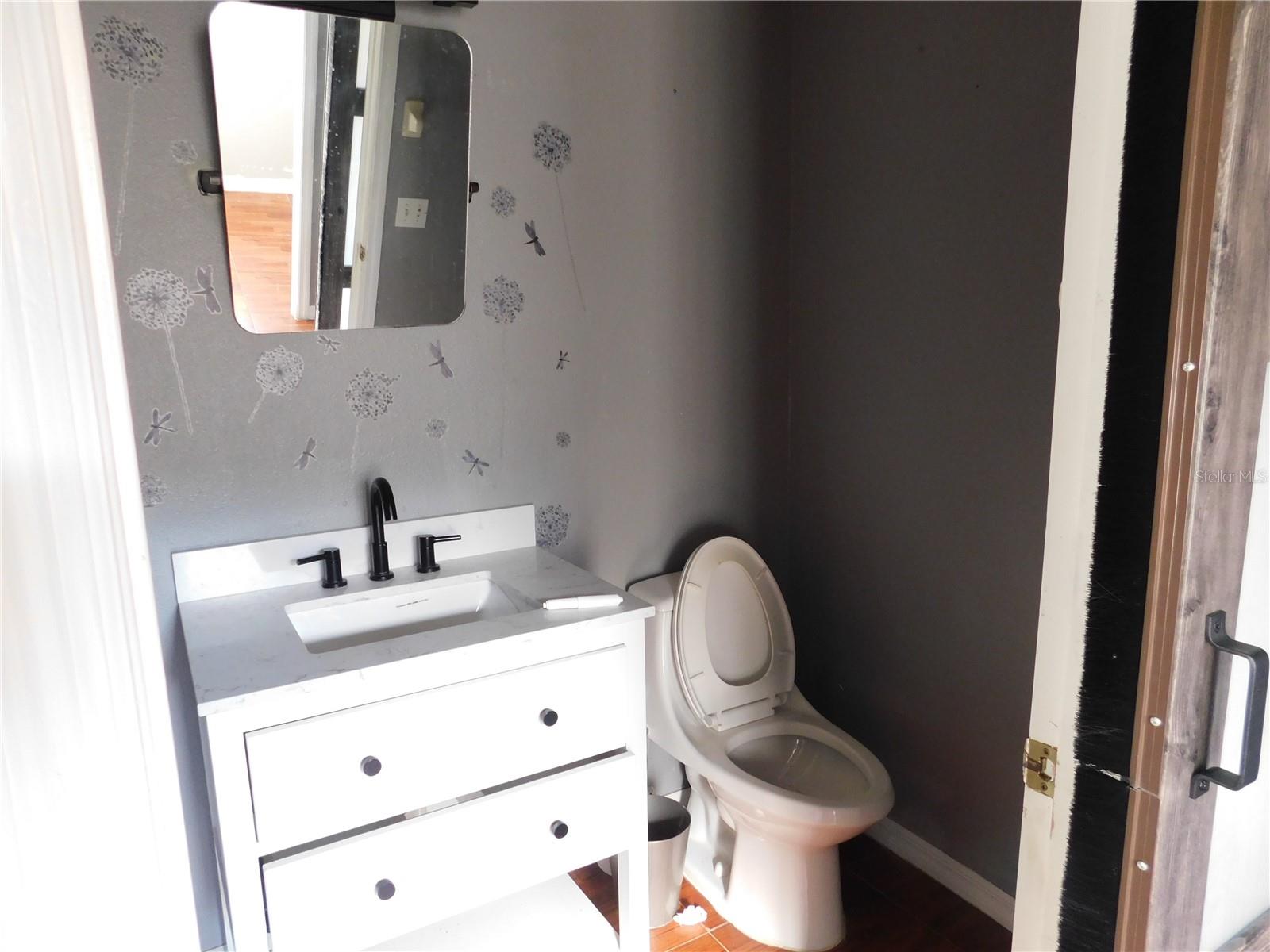 Image 8 of 22 For 609 Linnet Court