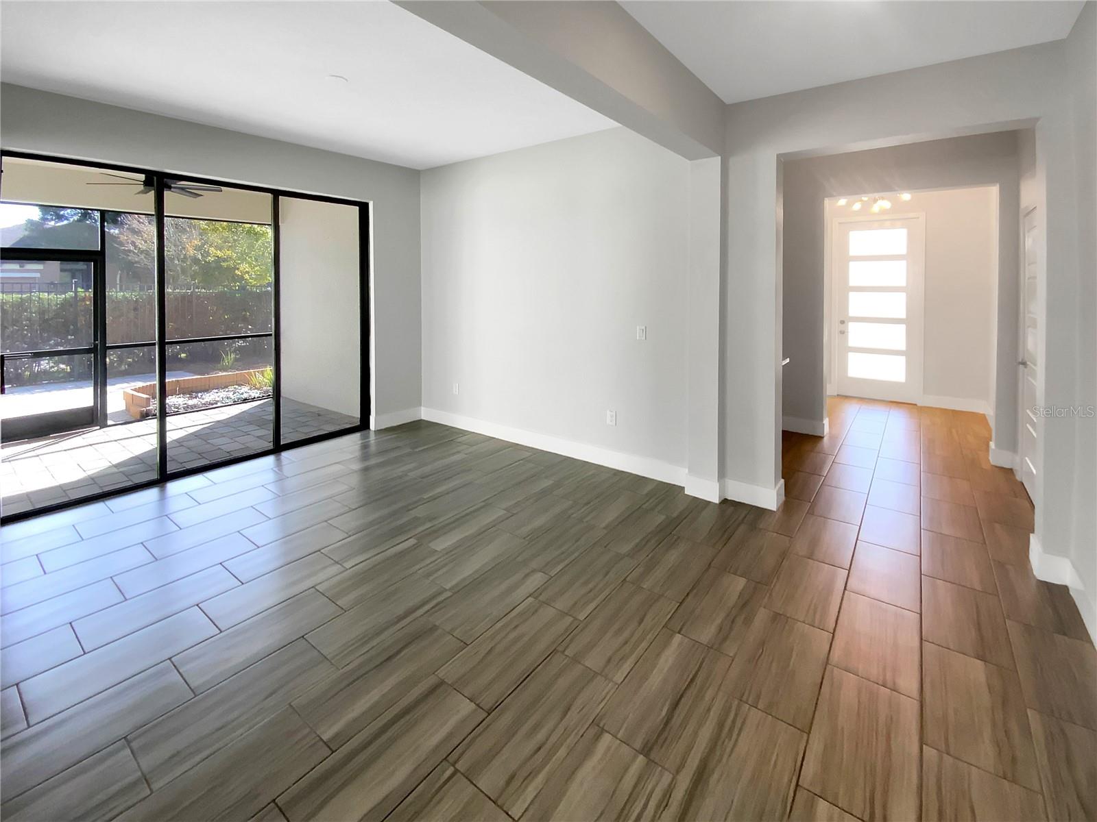 Listing photo id 12 for 17335 Brighton Lake Road