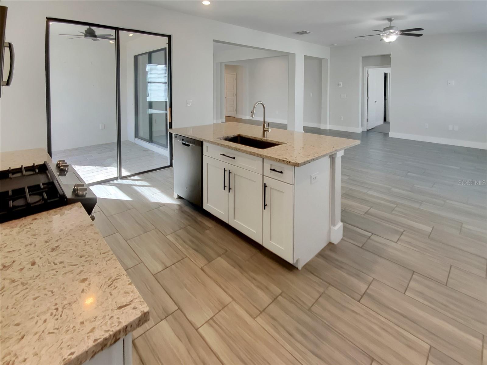 Listing photo id 6 for 17335 Brighton Lake Road