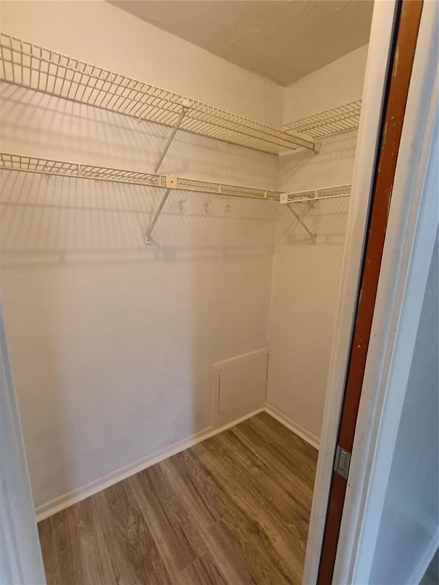 Image 26 of 36 For 7338 Foxbloom Drive