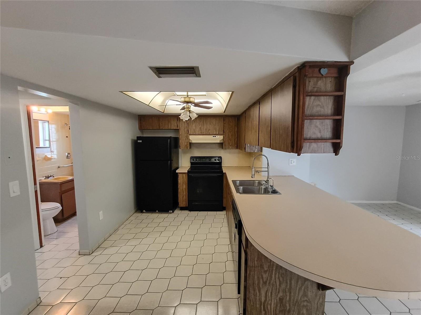 Image 6 of 36 For 7338 Foxbloom Drive