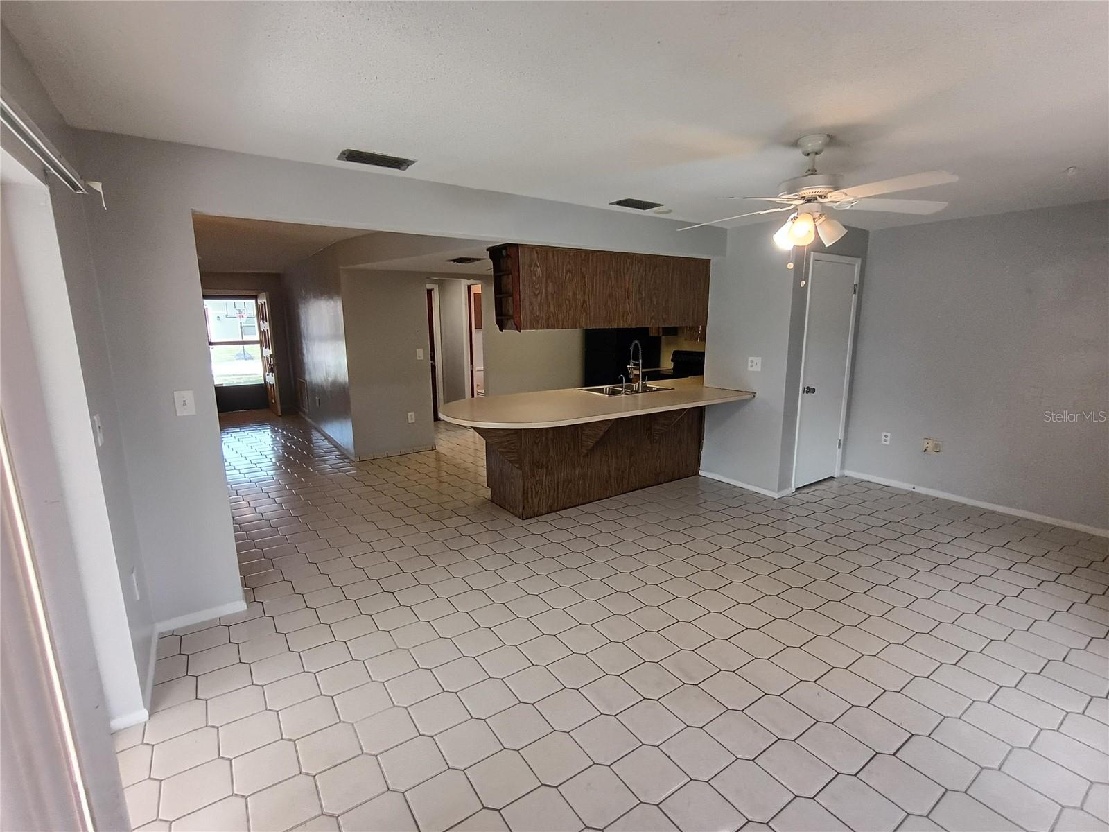 Image 8 of 36 For 7338 Foxbloom Drive